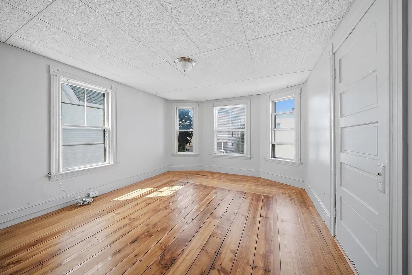 Manchester Multiplex: 551 Montgomery St