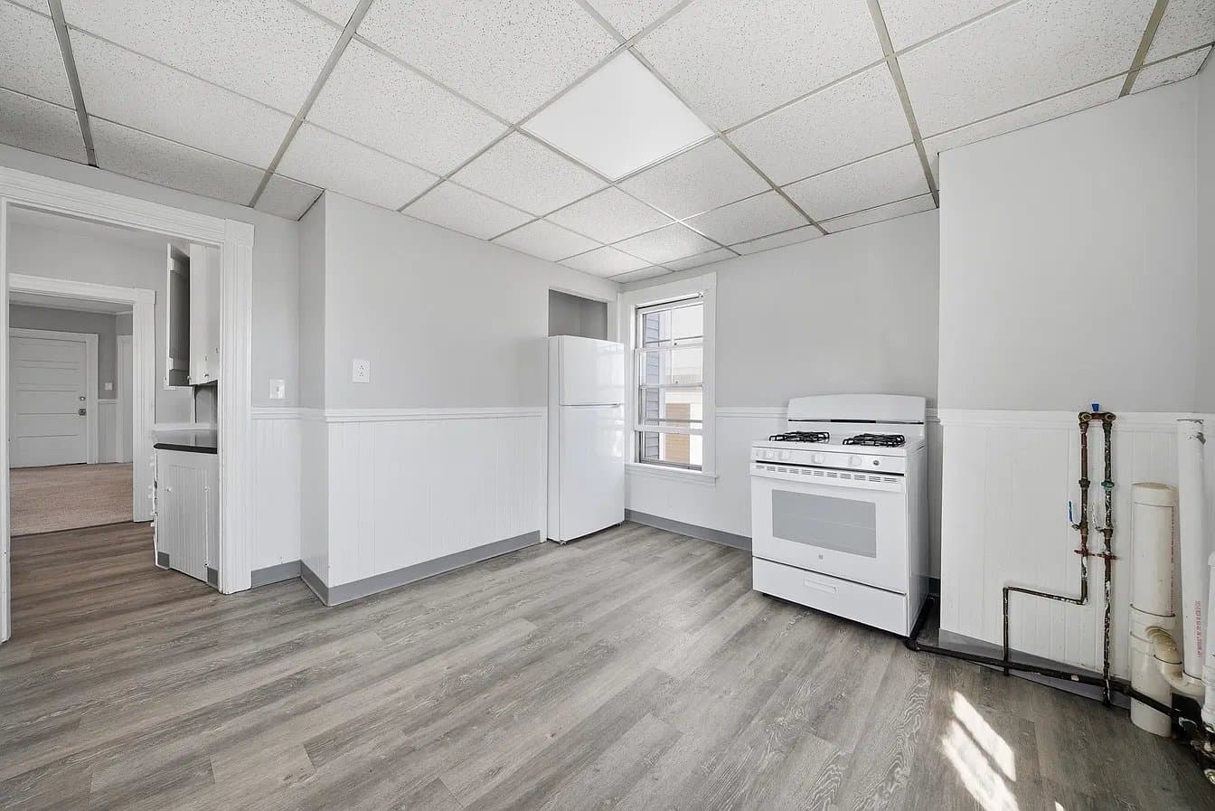 Manchester Multiplex: 551 Montgomery St