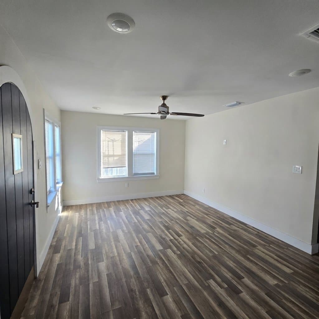 Tampa House: 3404 N Avon Ave