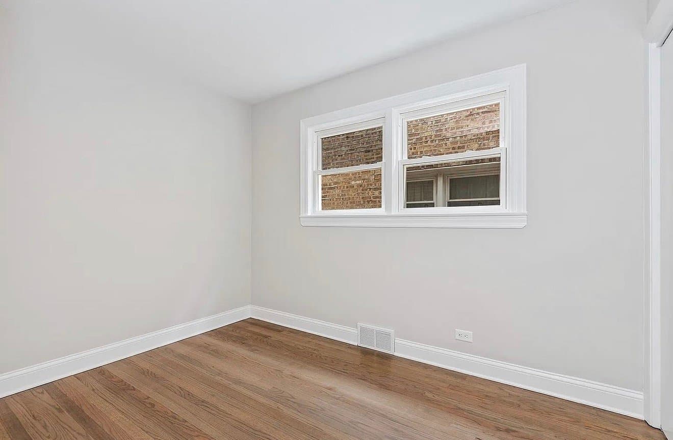 Evanston Condo: 1619 Monroe St