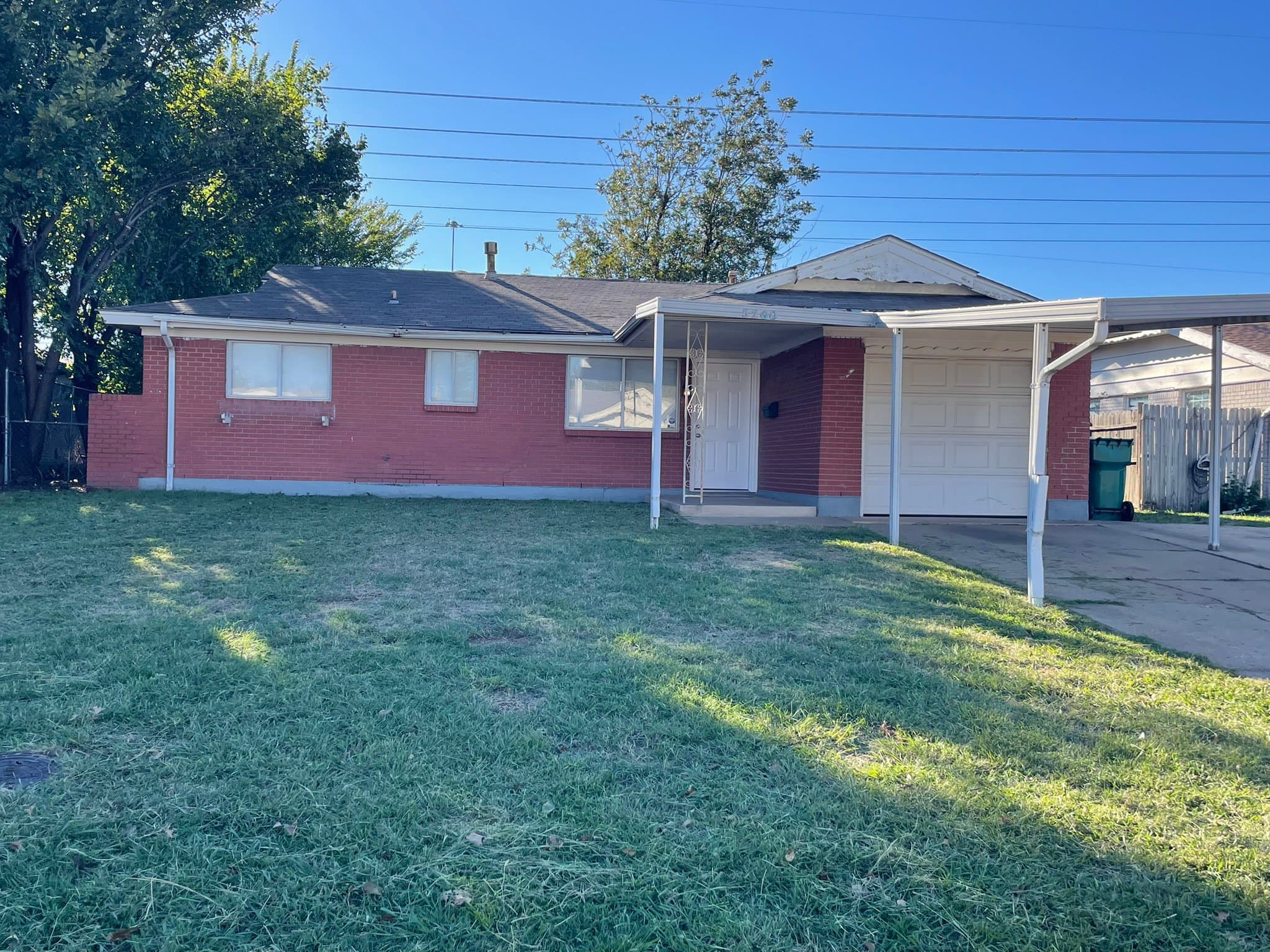 Okc House: 3260 S. Madole Blvd