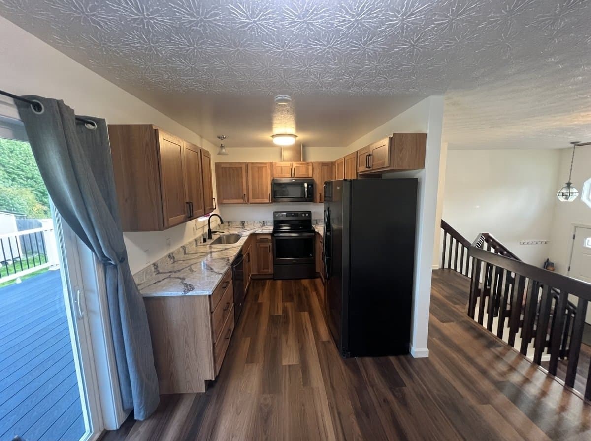 Anchorage House: 7211 Biglerville Cir