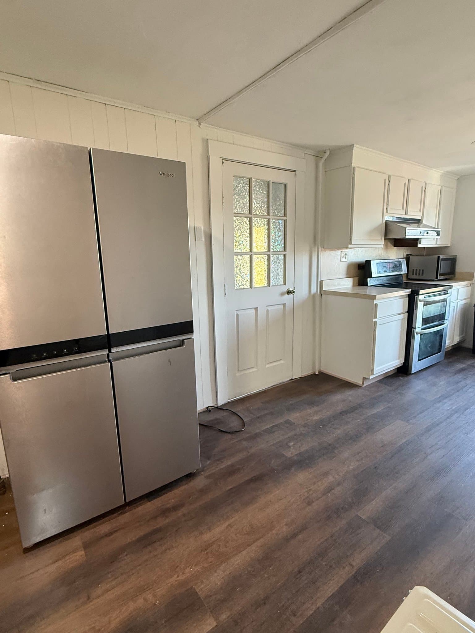 Uncasville House: 91 Lathrop Rd