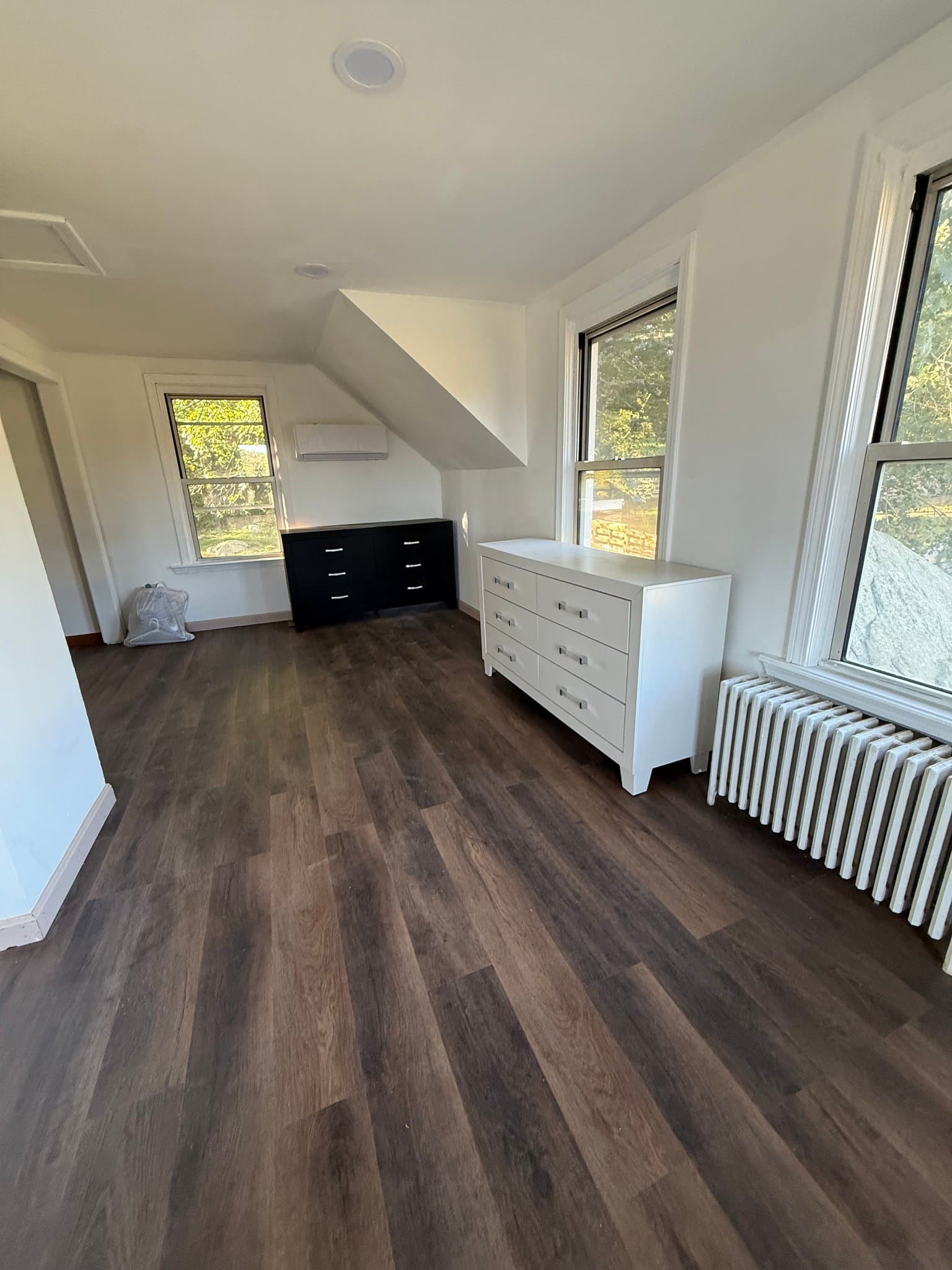 Uncasville House: 91 Lathrop Rd