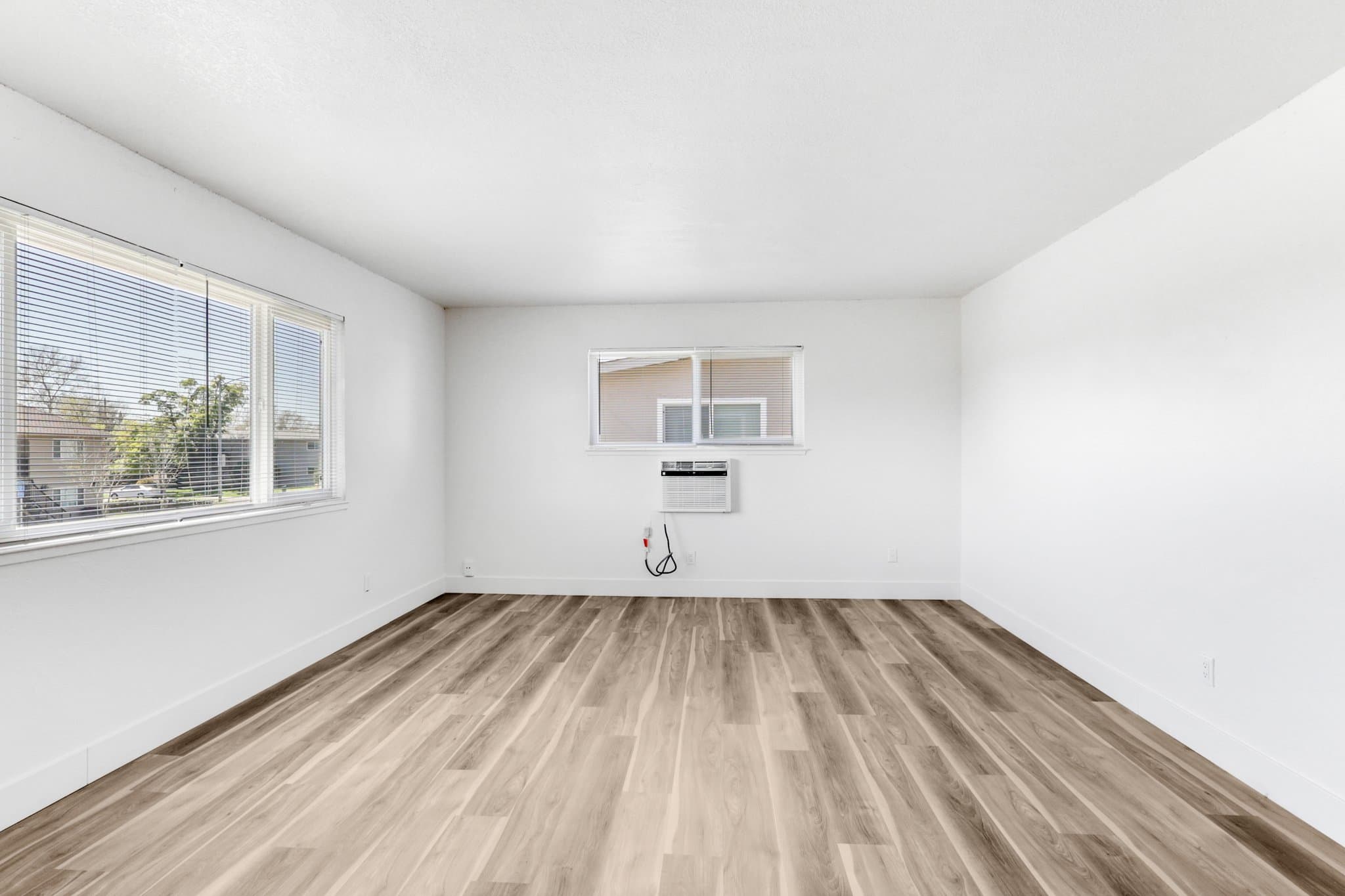 Sacramento Multiplex: 3359 Lerwick Rd