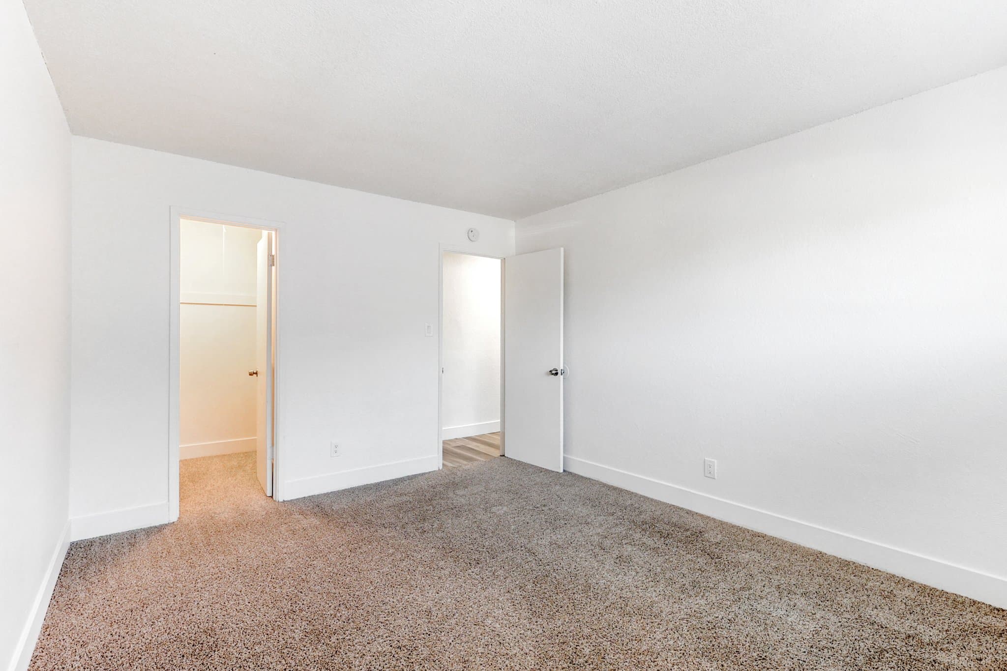 Sacramento Multiplex: 3359 Lerwick Rd