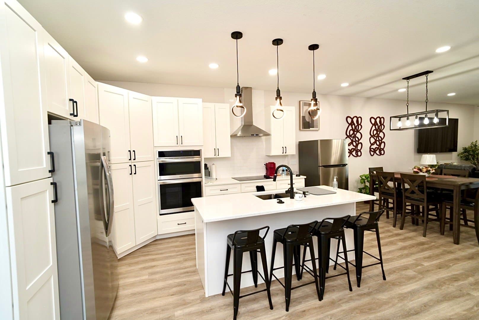 Bartow Apartment: 550 Battle Ave