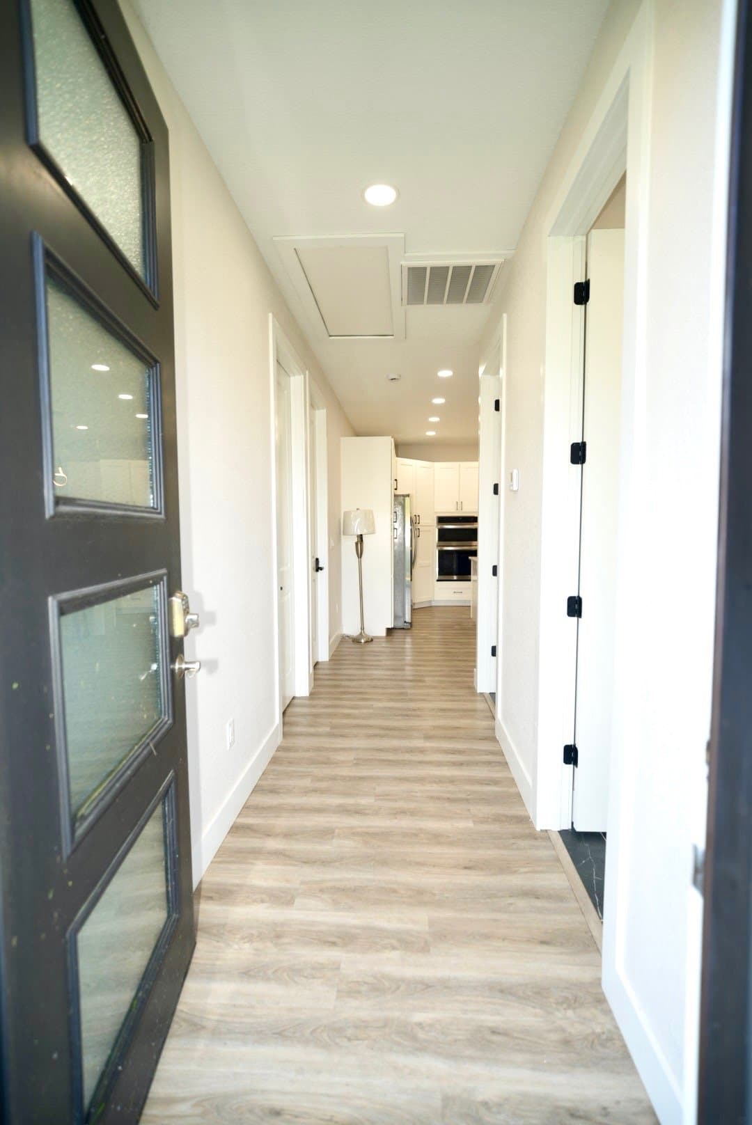 Bartow Apartment: 550 Battle Ave
