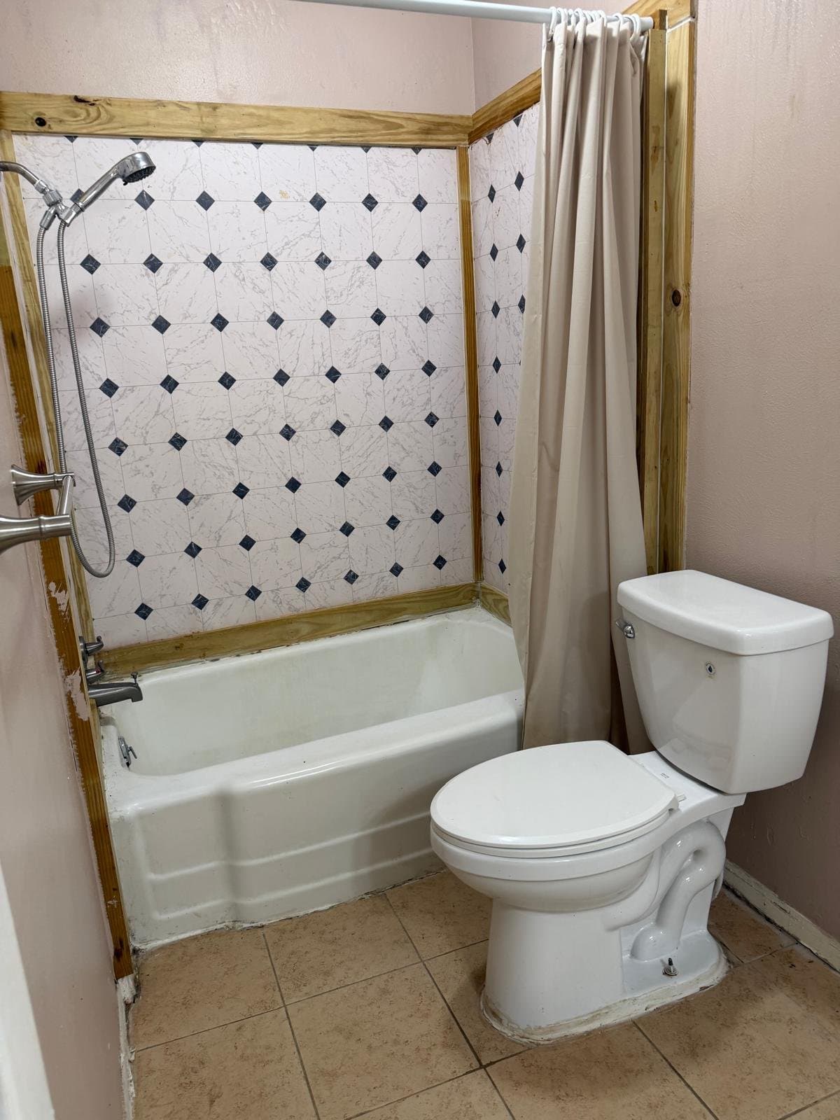 Cleveland House: 705 S Roosevelt Ave