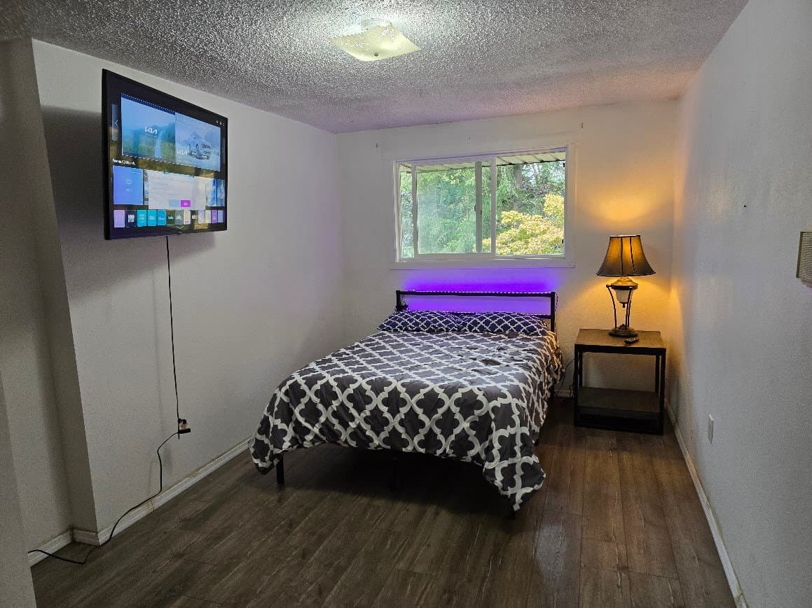 KENT Single Room: 25058 180th AVE SE
