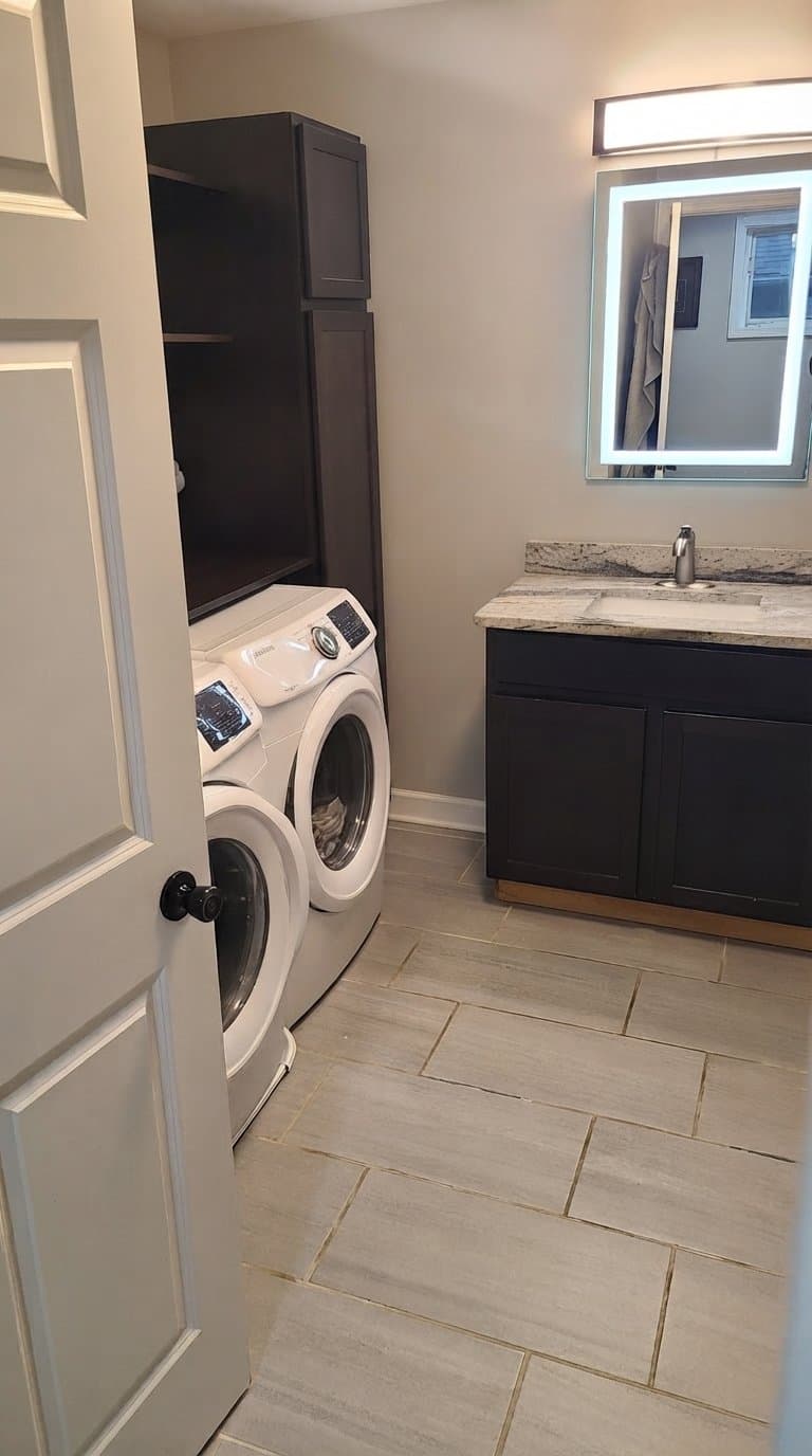 Tinley Park Apartment: 17424 Oak Park Ave