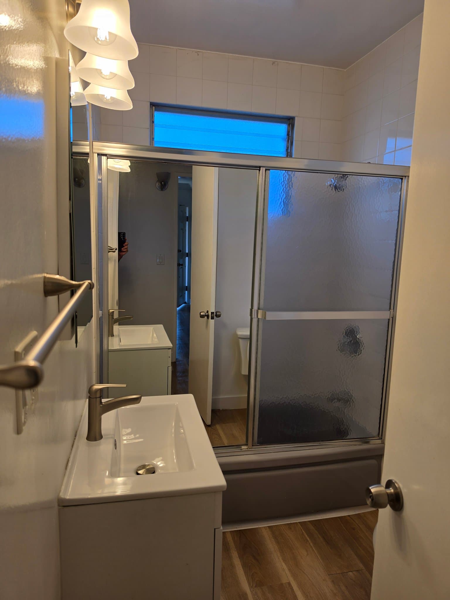 Los Angeles Apartment: 1519 Armacost Ave