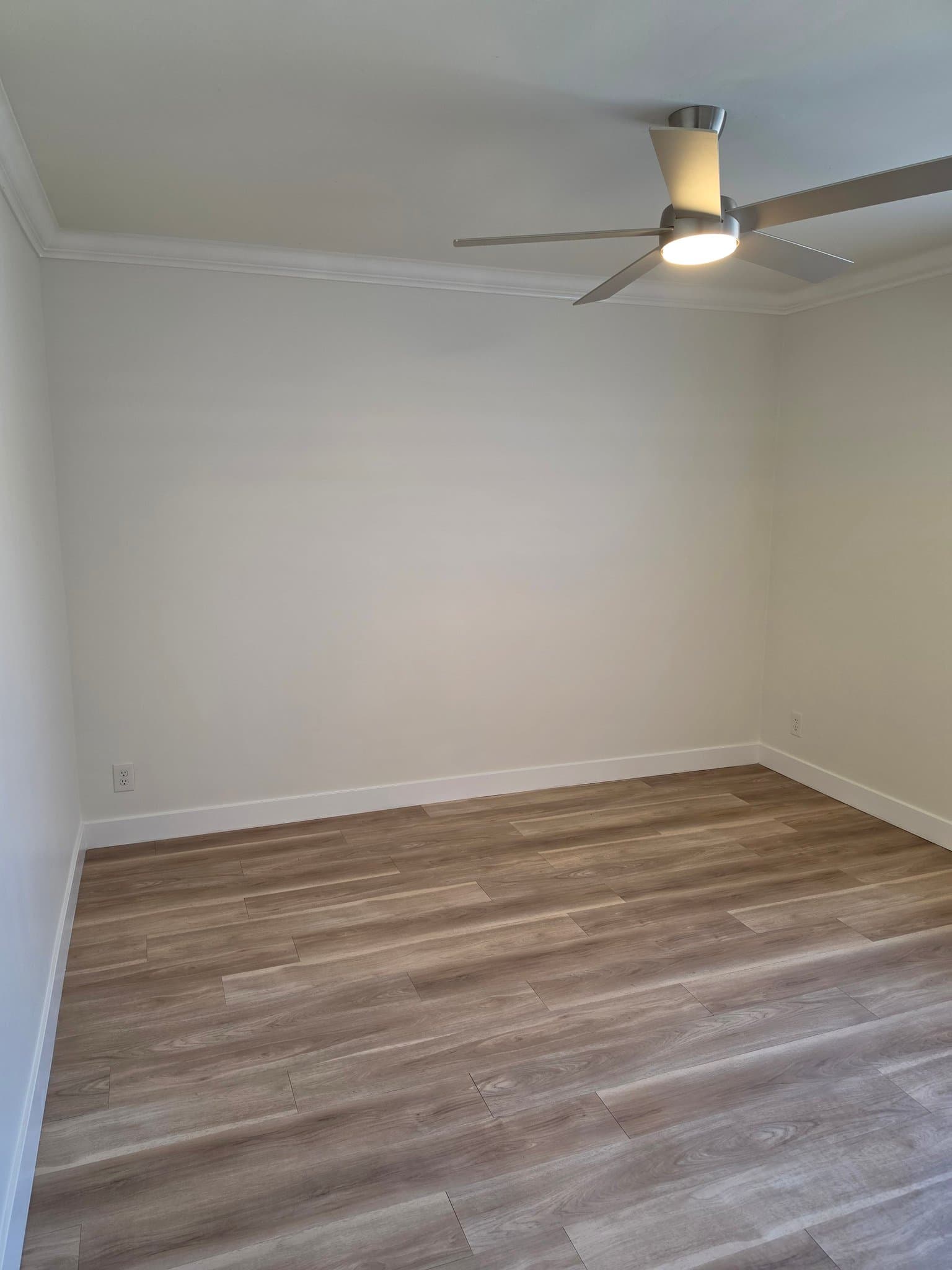 Los Angeles Apartment: 1519 Armacost Ave