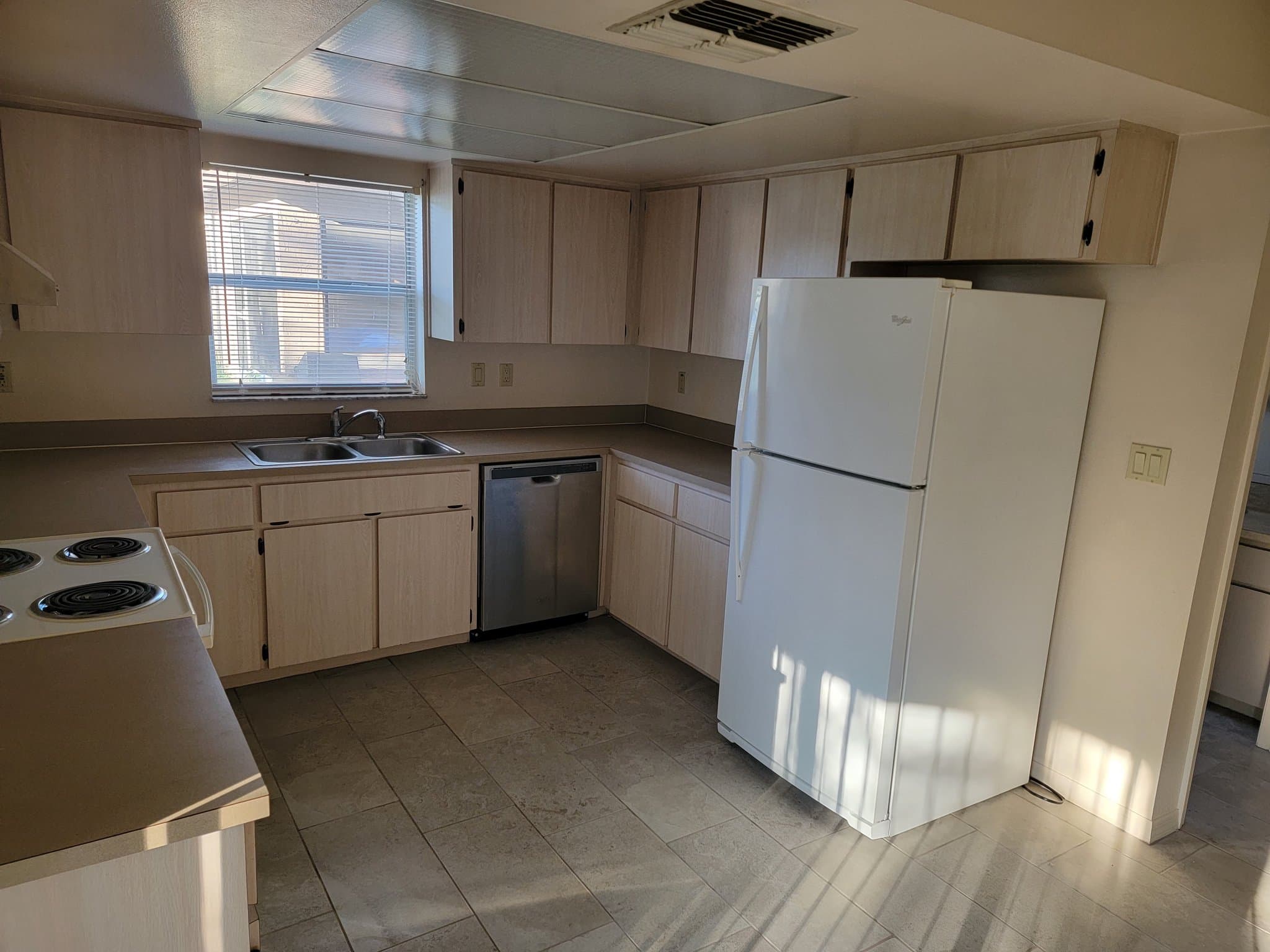 Spring Hill House: 1257a Malone Ave