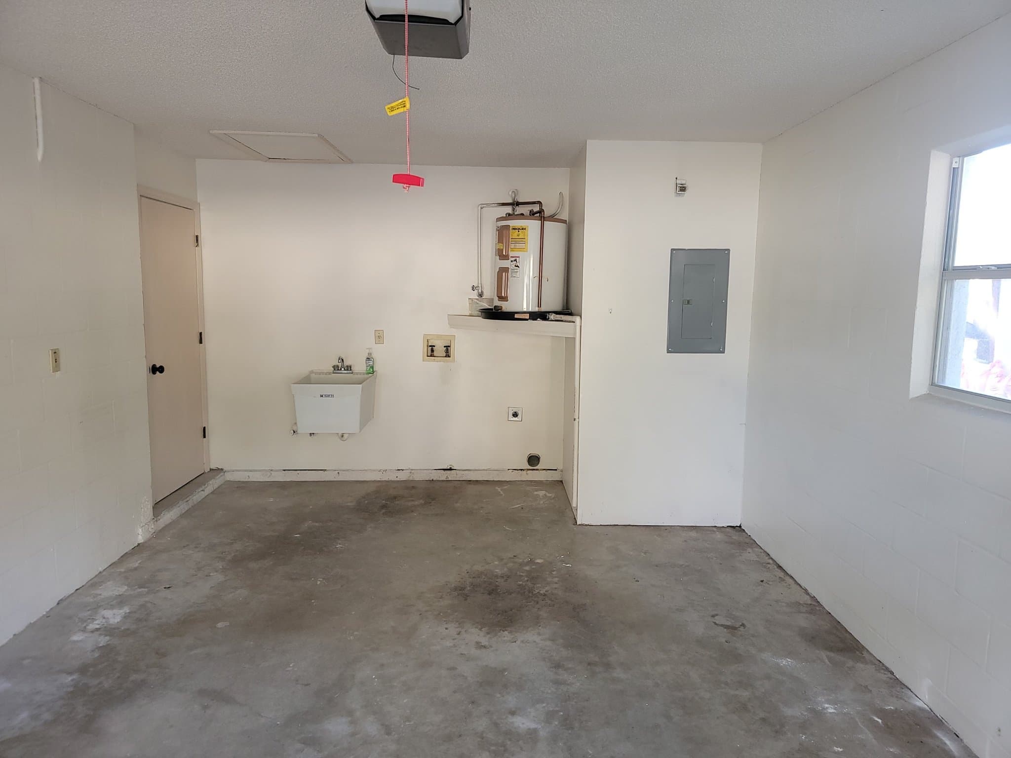 Spring Hill House: 1257a Malone Ave