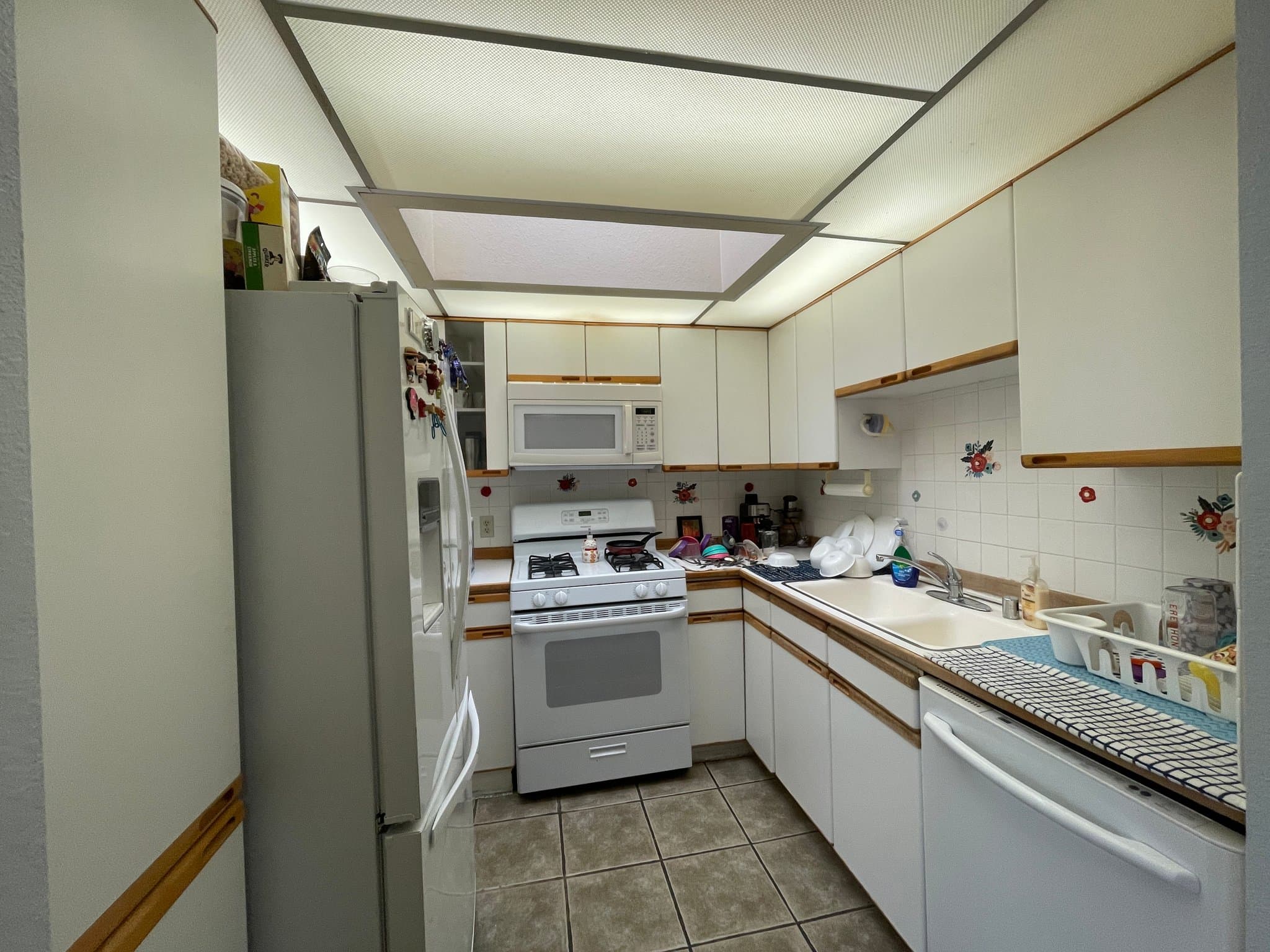 Torrance Single Room: 16700 Yukon Ave