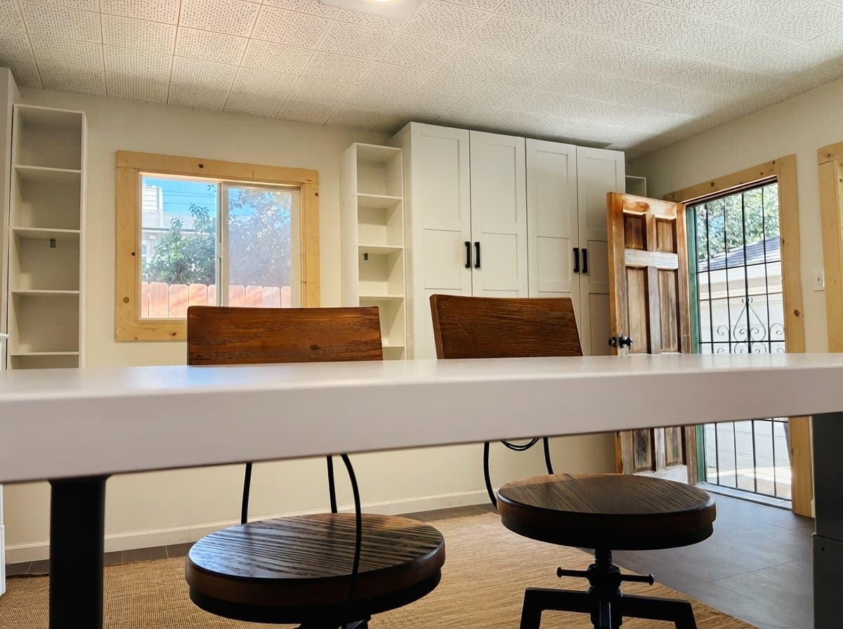 Oakland Apartment: 8101 Sunkist Dr