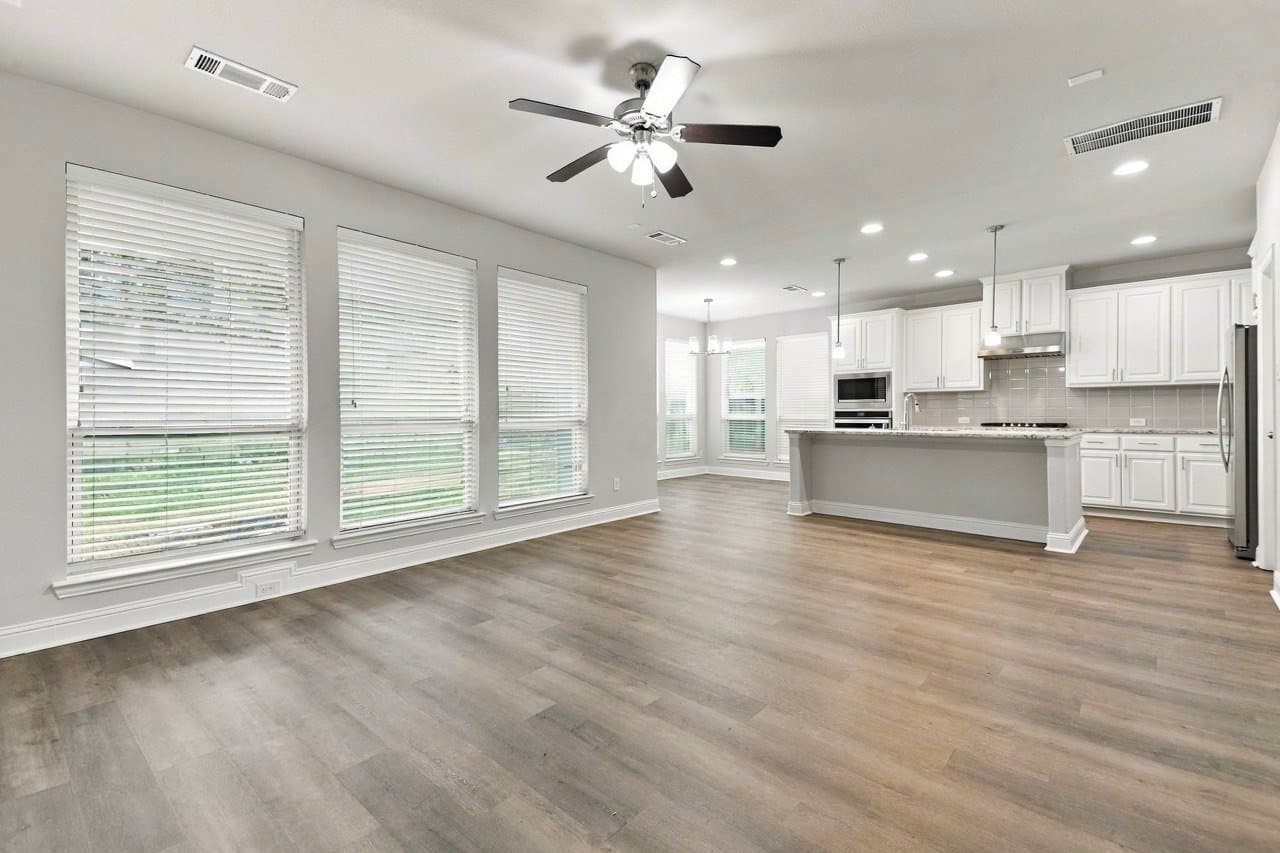 The Colony Condo: 3405 King Yon Way