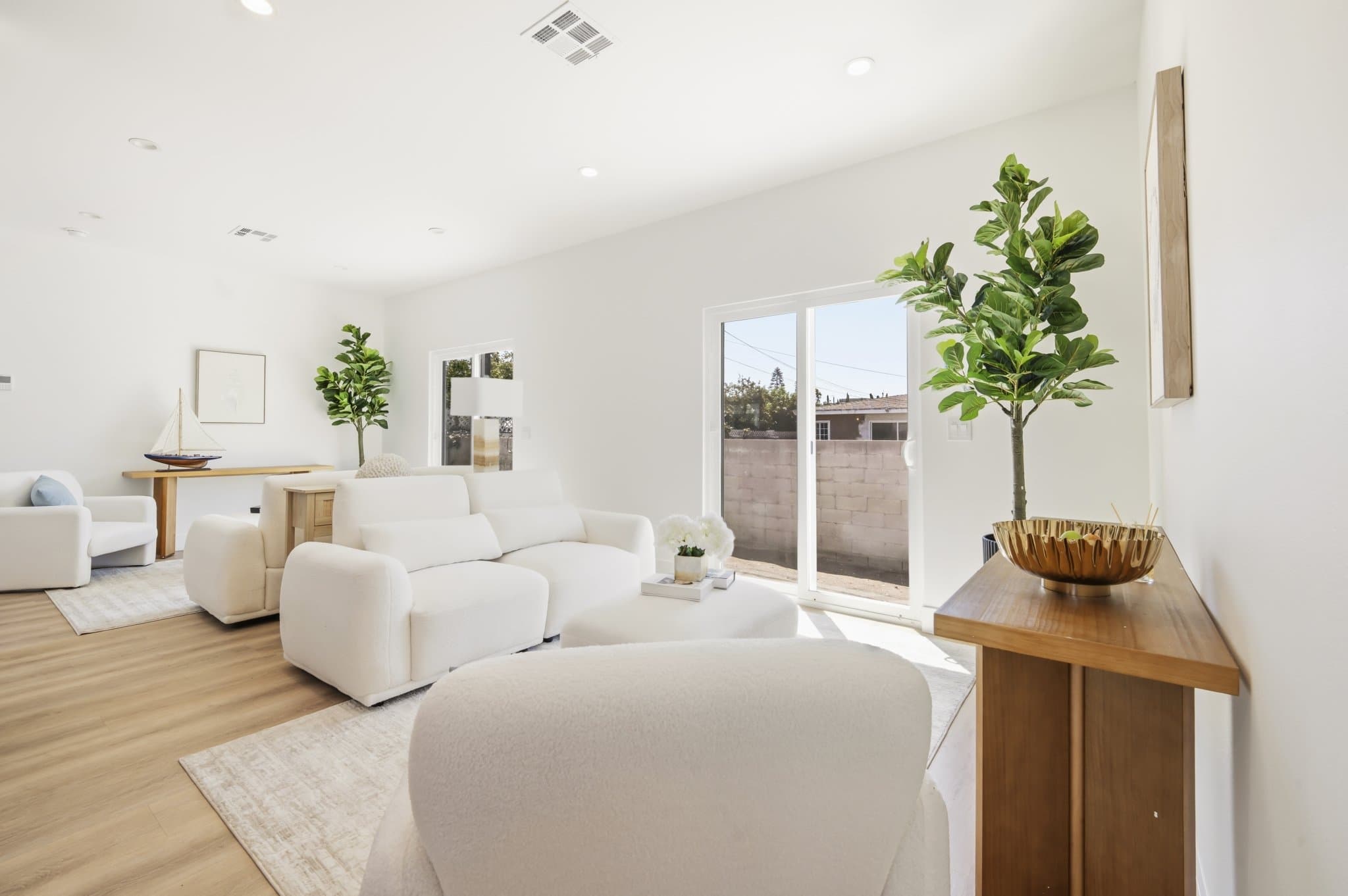 Garden Grove House: 12536 Twinleaf Ln