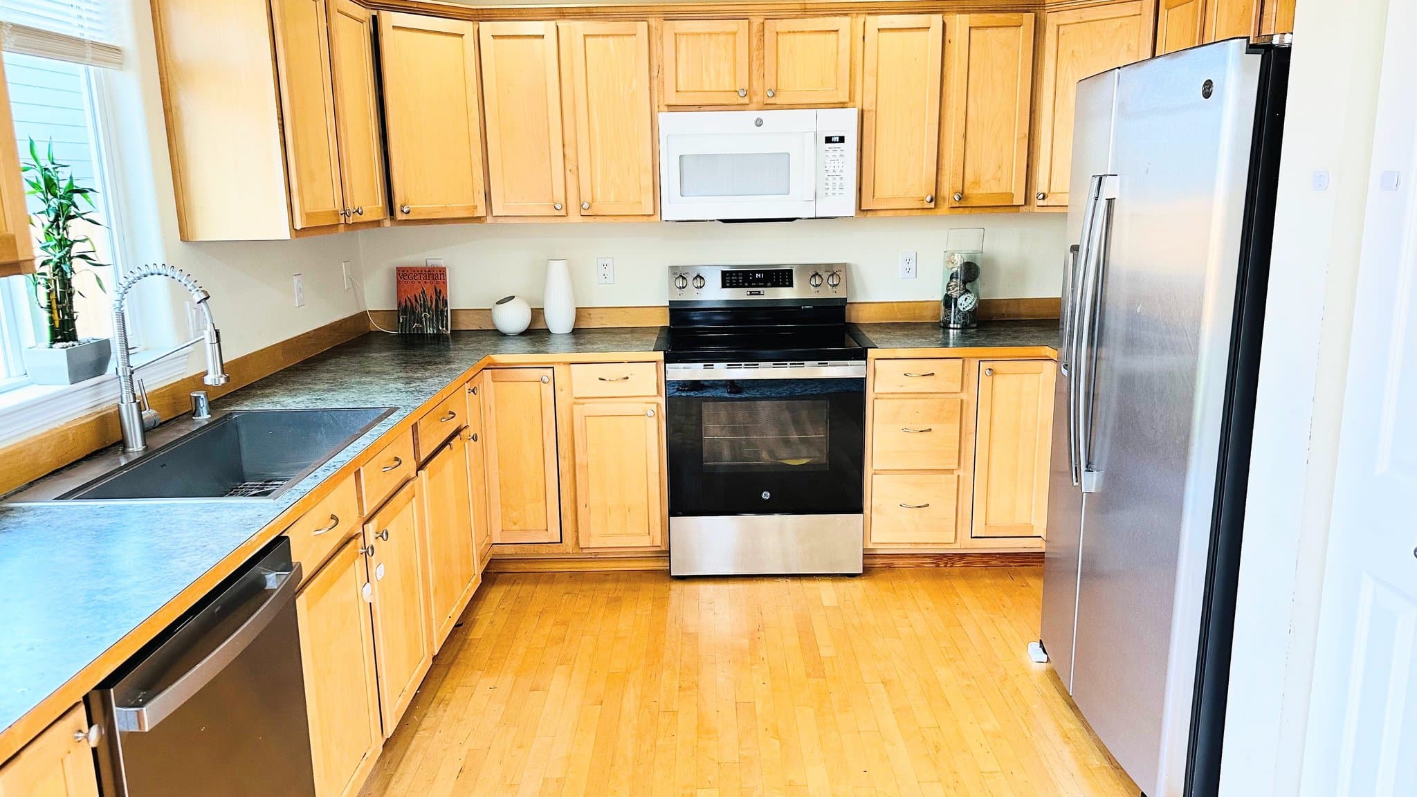 Mill Creek House: 3321 135th Pl SE