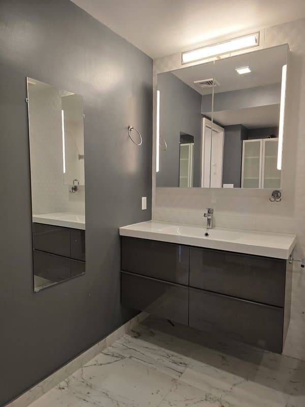 Cliffside Park Apartment: 633 Palisade Ave