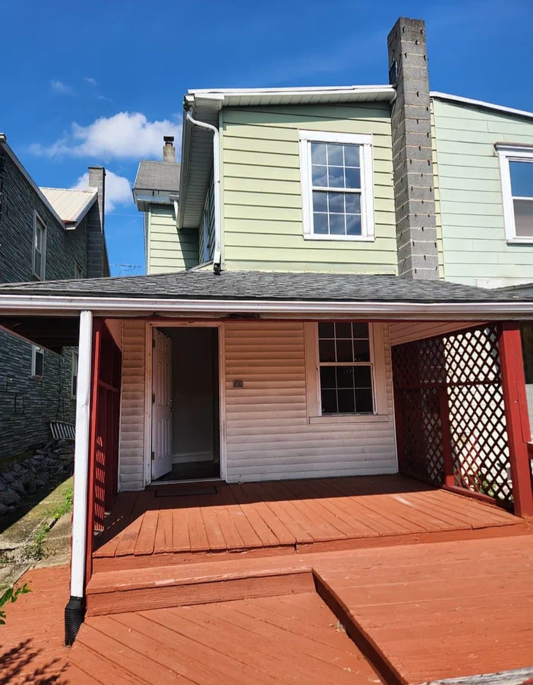 Mount Joy Townhome: 934 W Main St