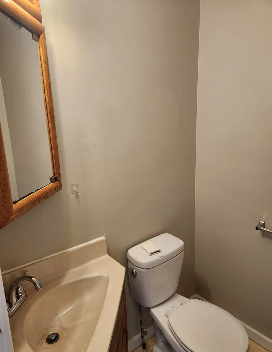 Mount Joy Townhome: 934 W Main St