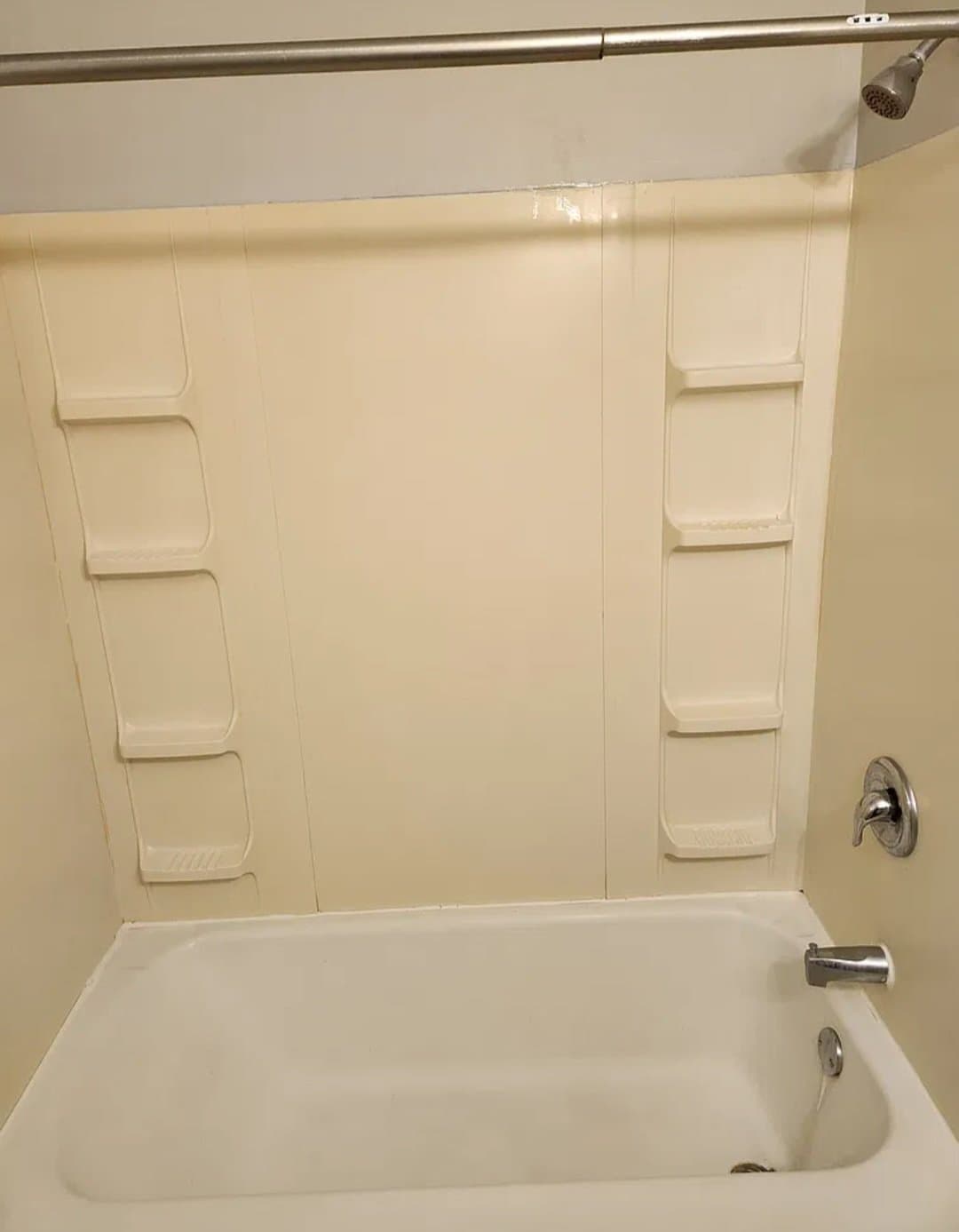 Mount Joy Townhome: 934 W Main St