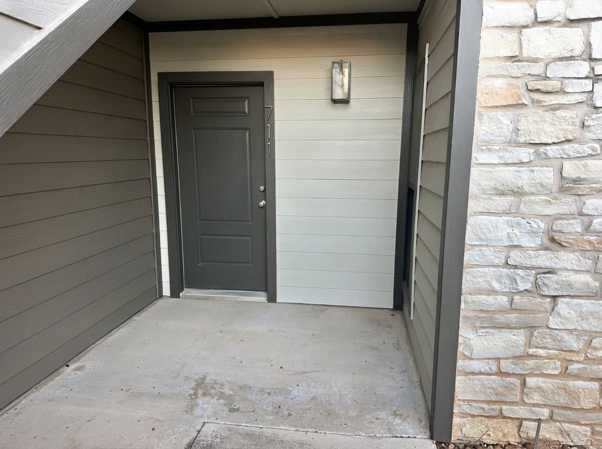 Austin Apartment: 1510 W North Loop Blvd