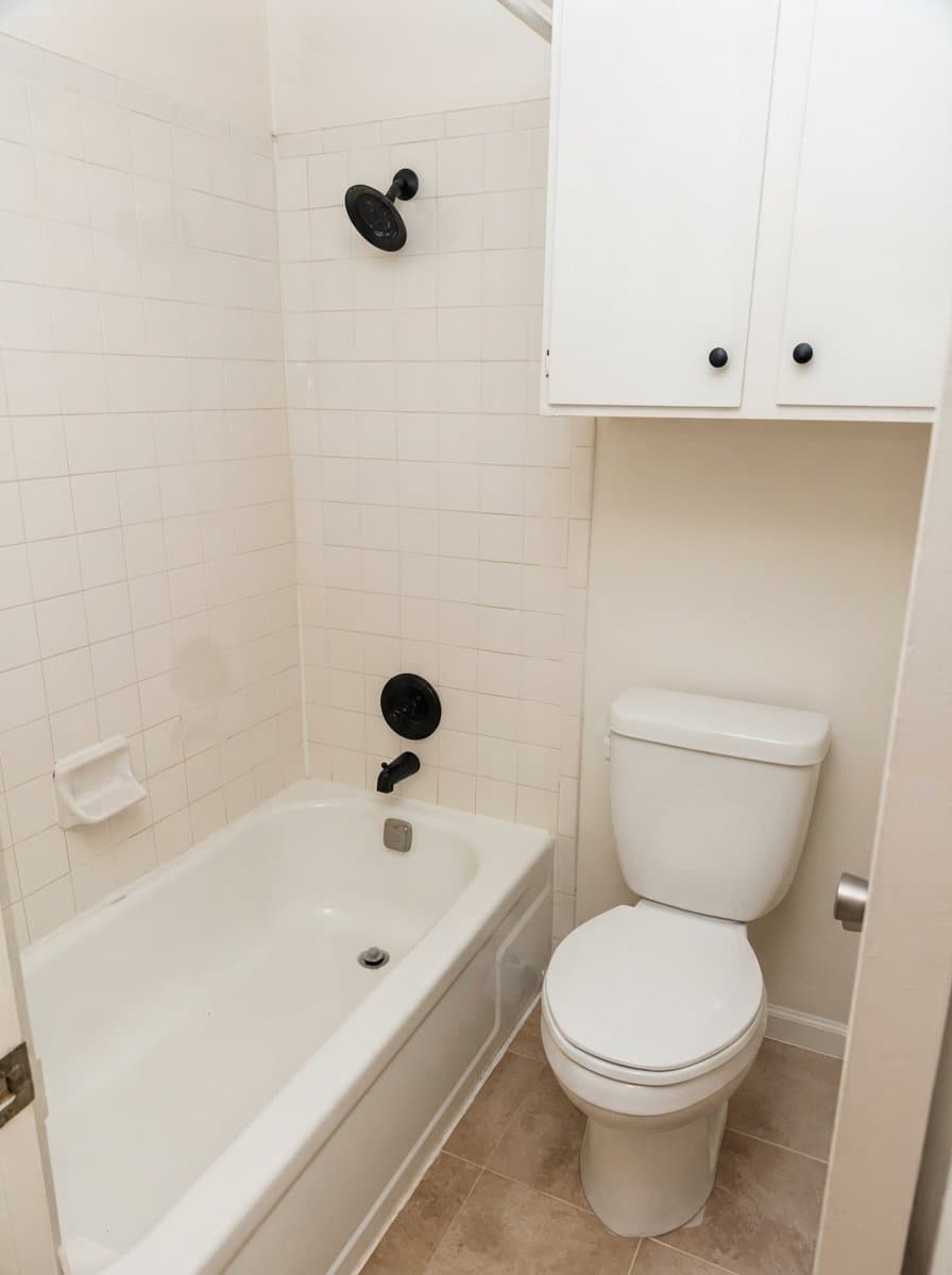 Austin Apartment: 1510 W North Loop Blvd