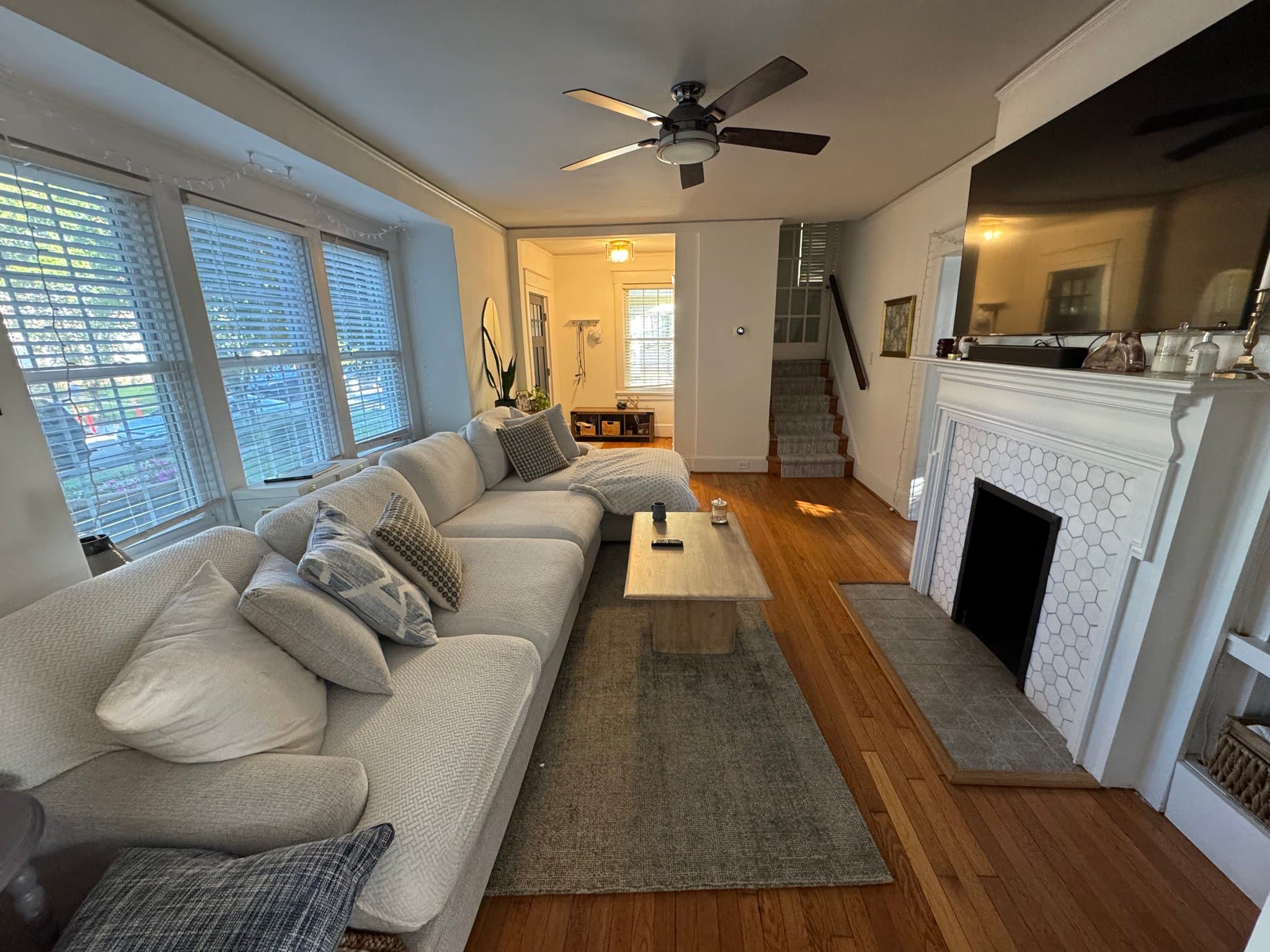 Richmond House: 4019 Clinton Ave
