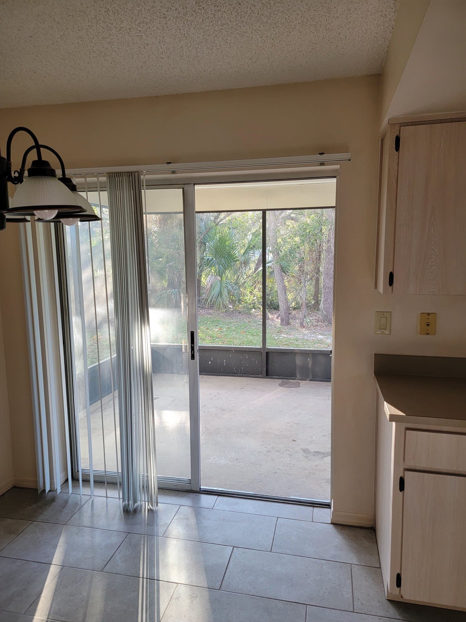 Spring Hill House: 1257a Malone Ave