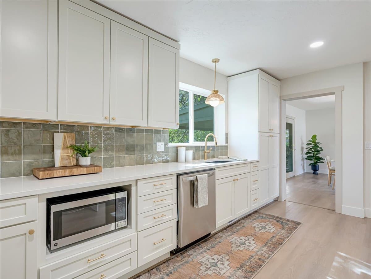 Salt Lake City House: 4600 S Creekview Dr