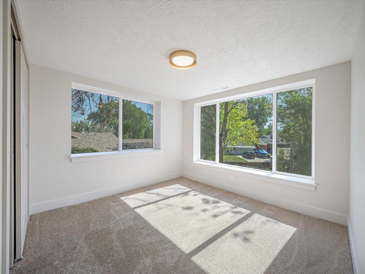 Salt Lake City House: 4600 S Creekview Dr