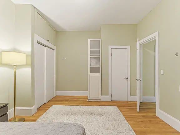 Boston Condo: 465 Park Dr