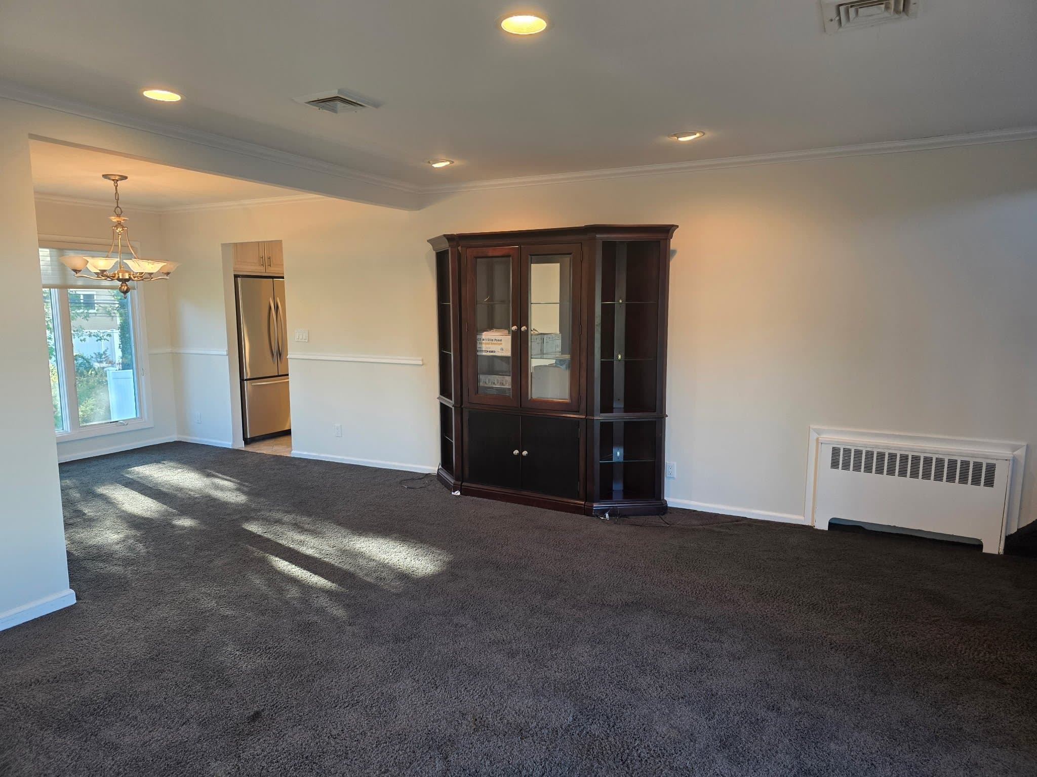 Valley Stream House: 32 Elderberry Ln E