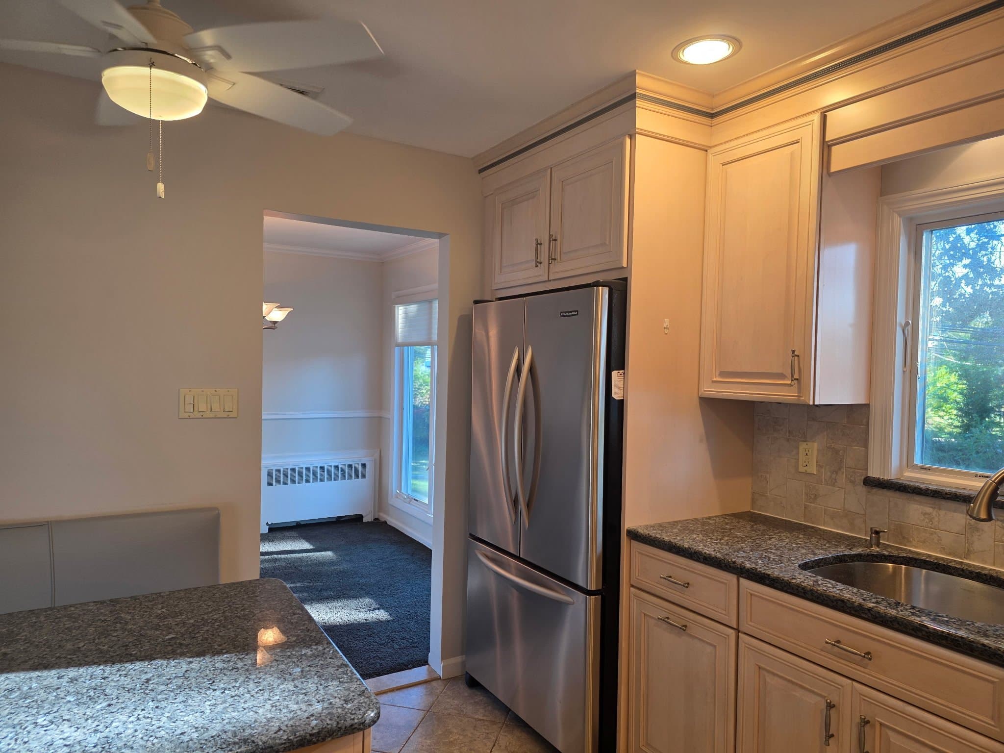 Valley Stream House: 32 Elderberry Ln E