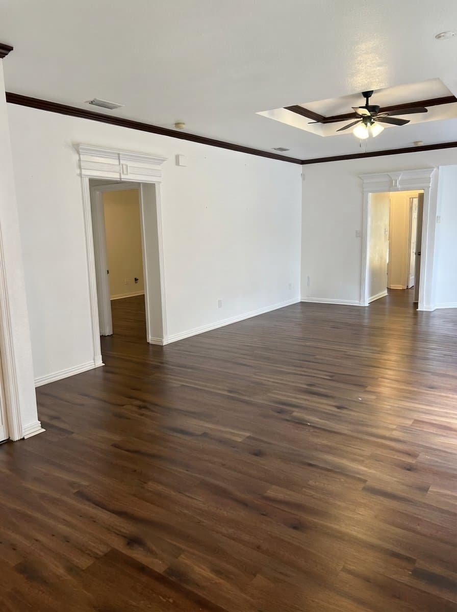 Garland Multiplex: 1909 Hearthside Ln