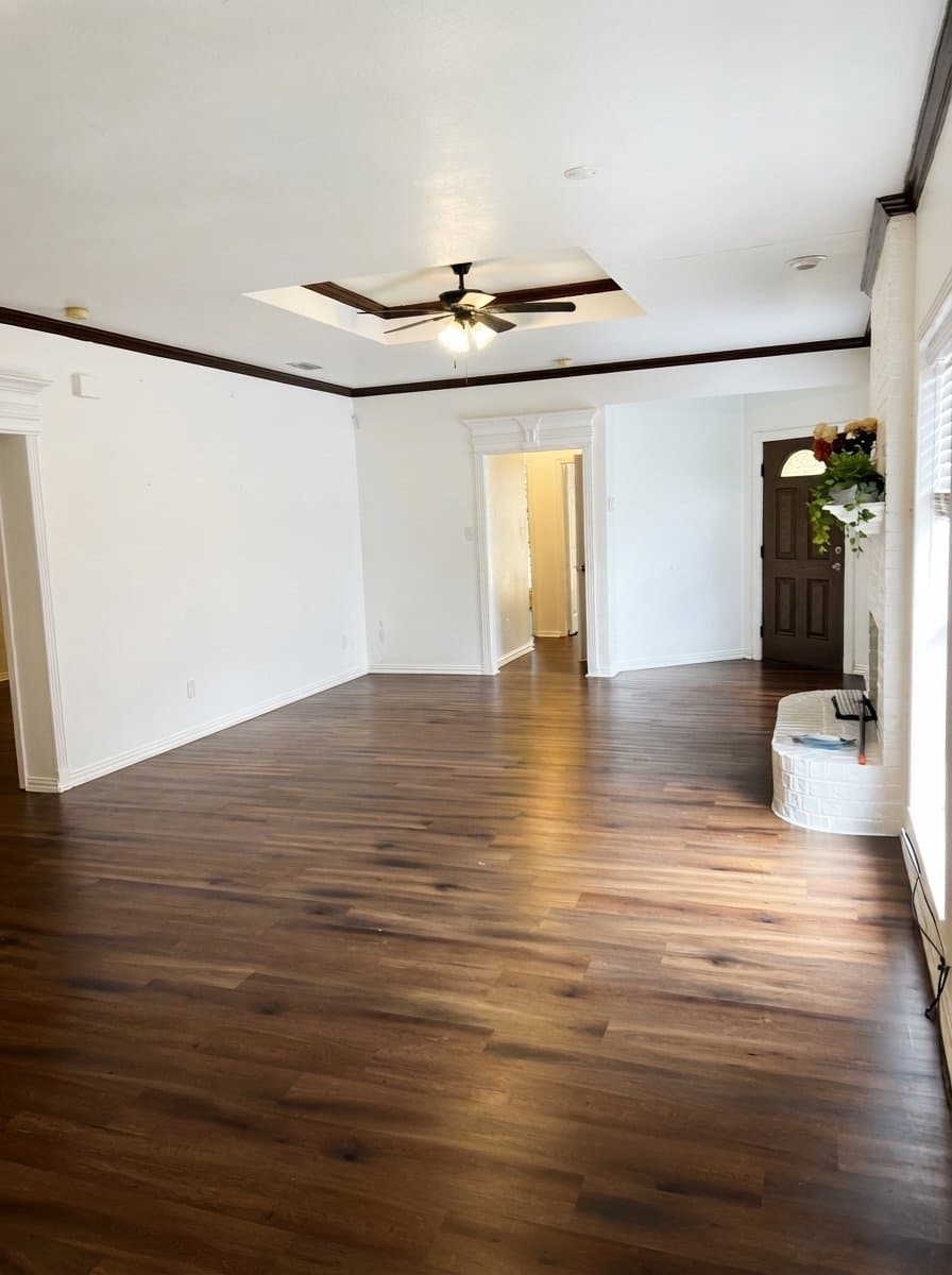Garland Multiplex: 1909 Hearthside Ln