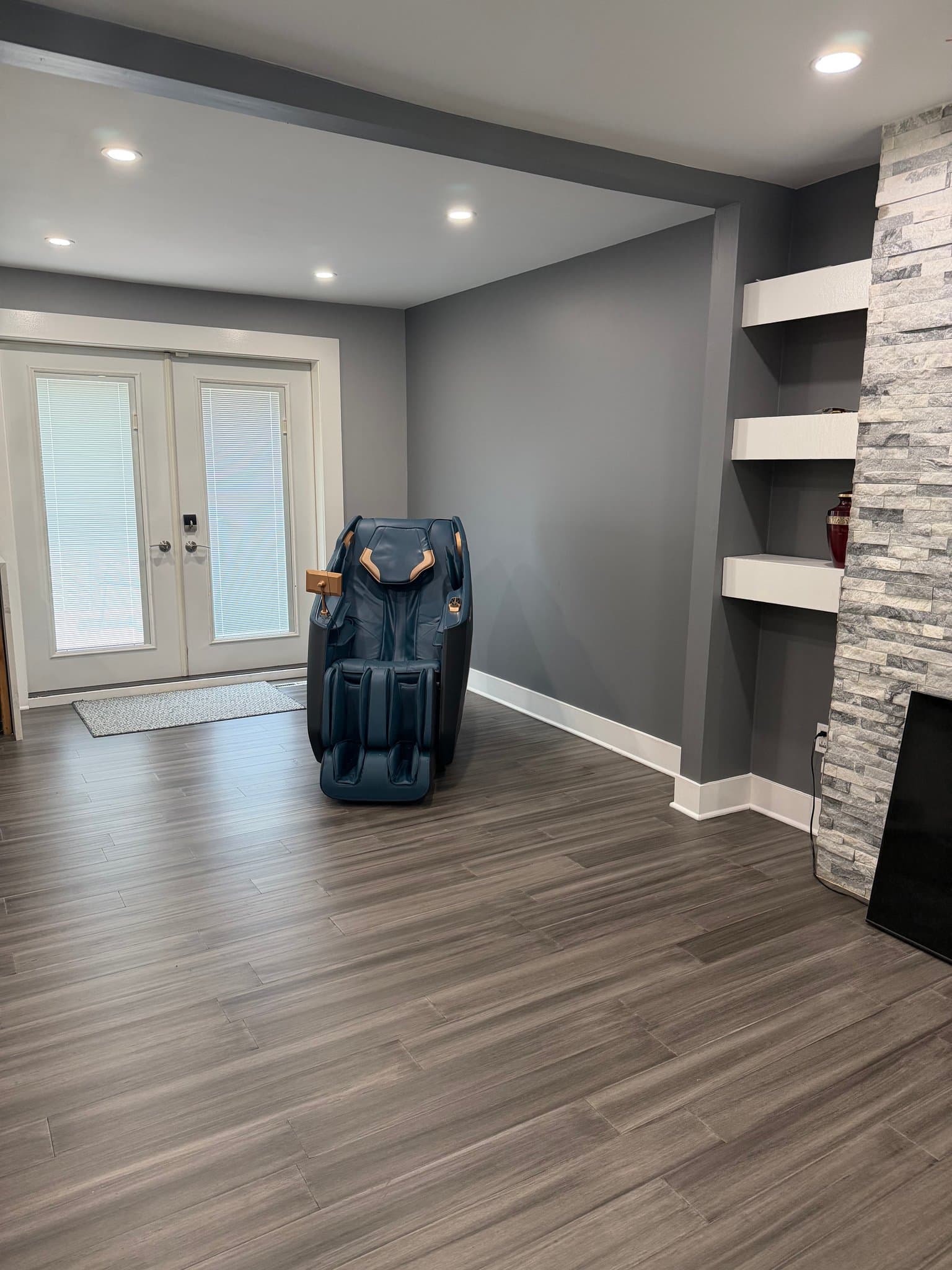 Minneapolis Townhome: 8421 Sheridan Ave N