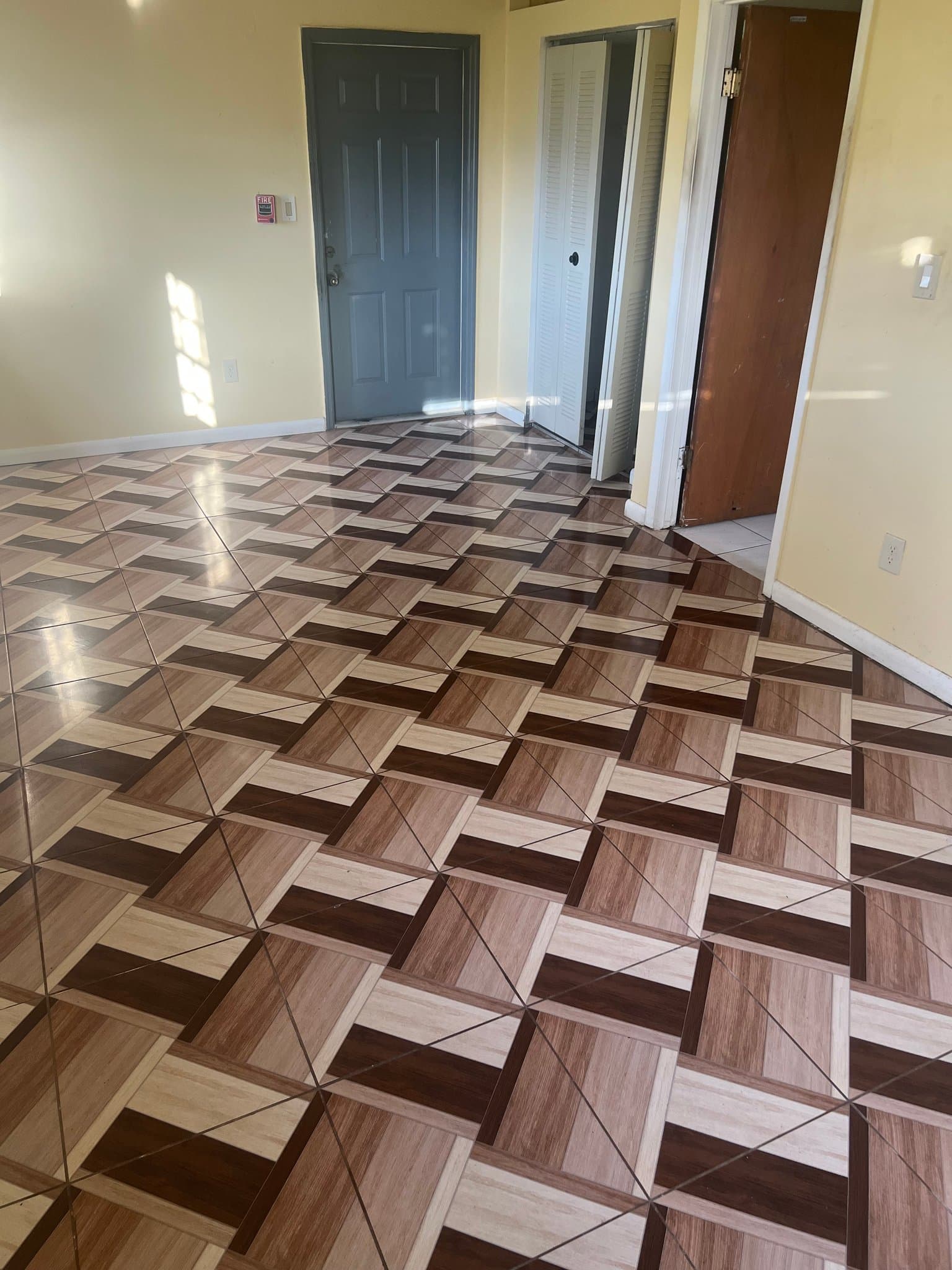 Miami Gardens House: NW 207 dr