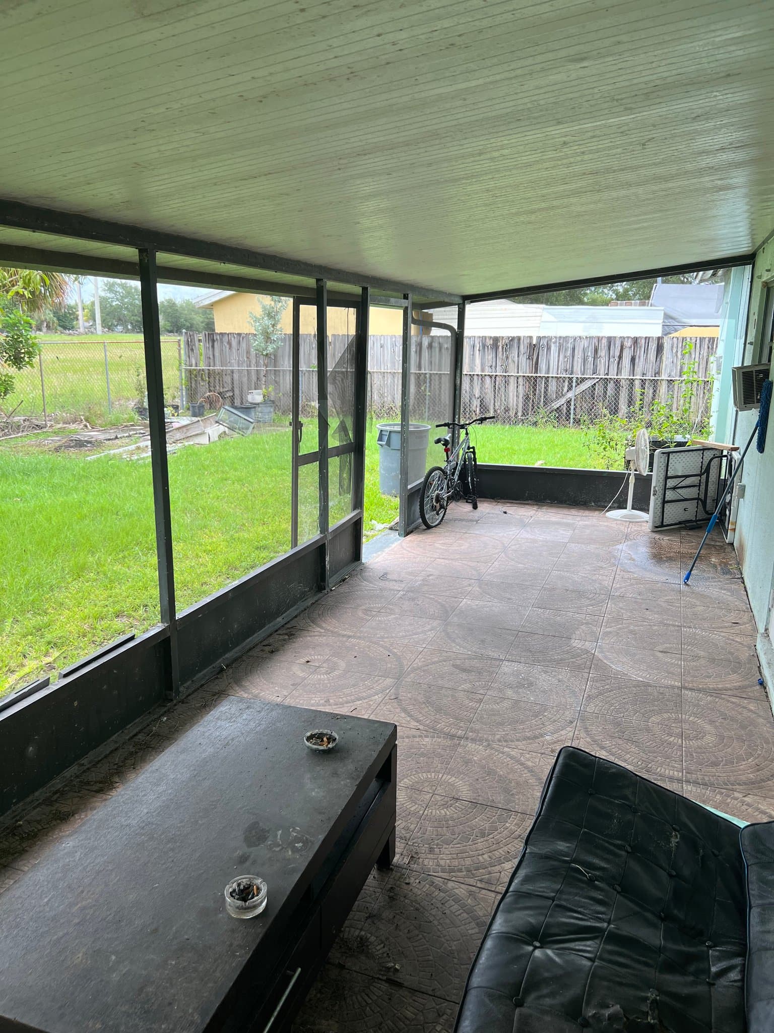 Miami Gardens House: NW 207 dr