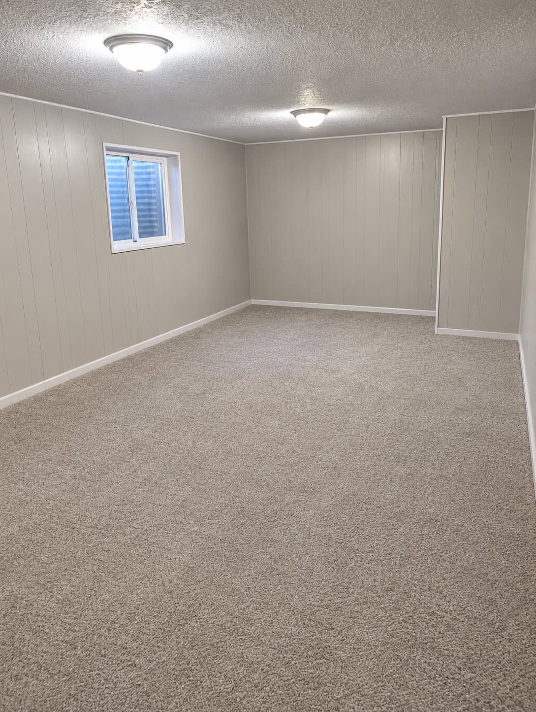 Salt Lake City House: 5485 S Rockford St