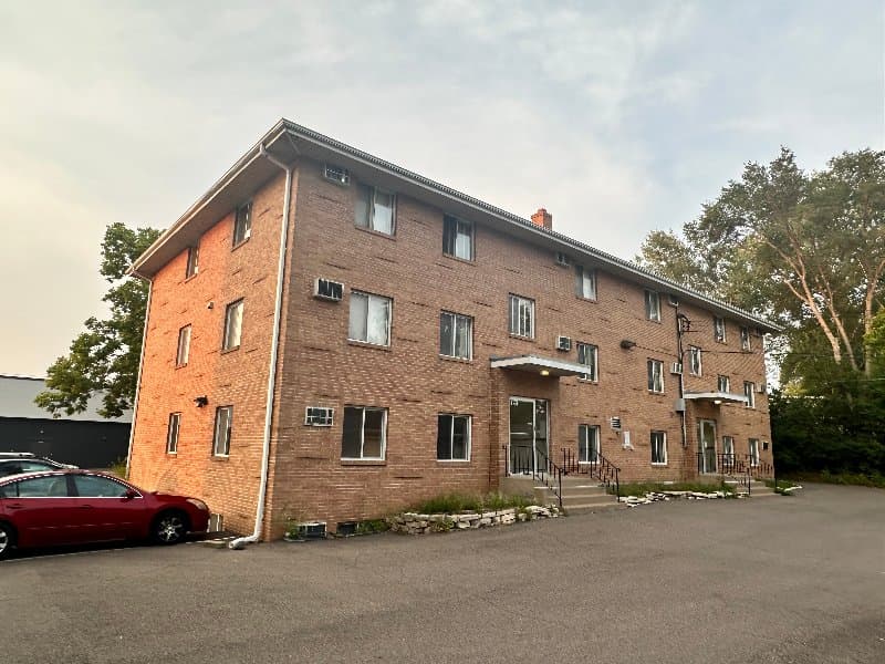 hopkins Apartment: 1321 Division Street