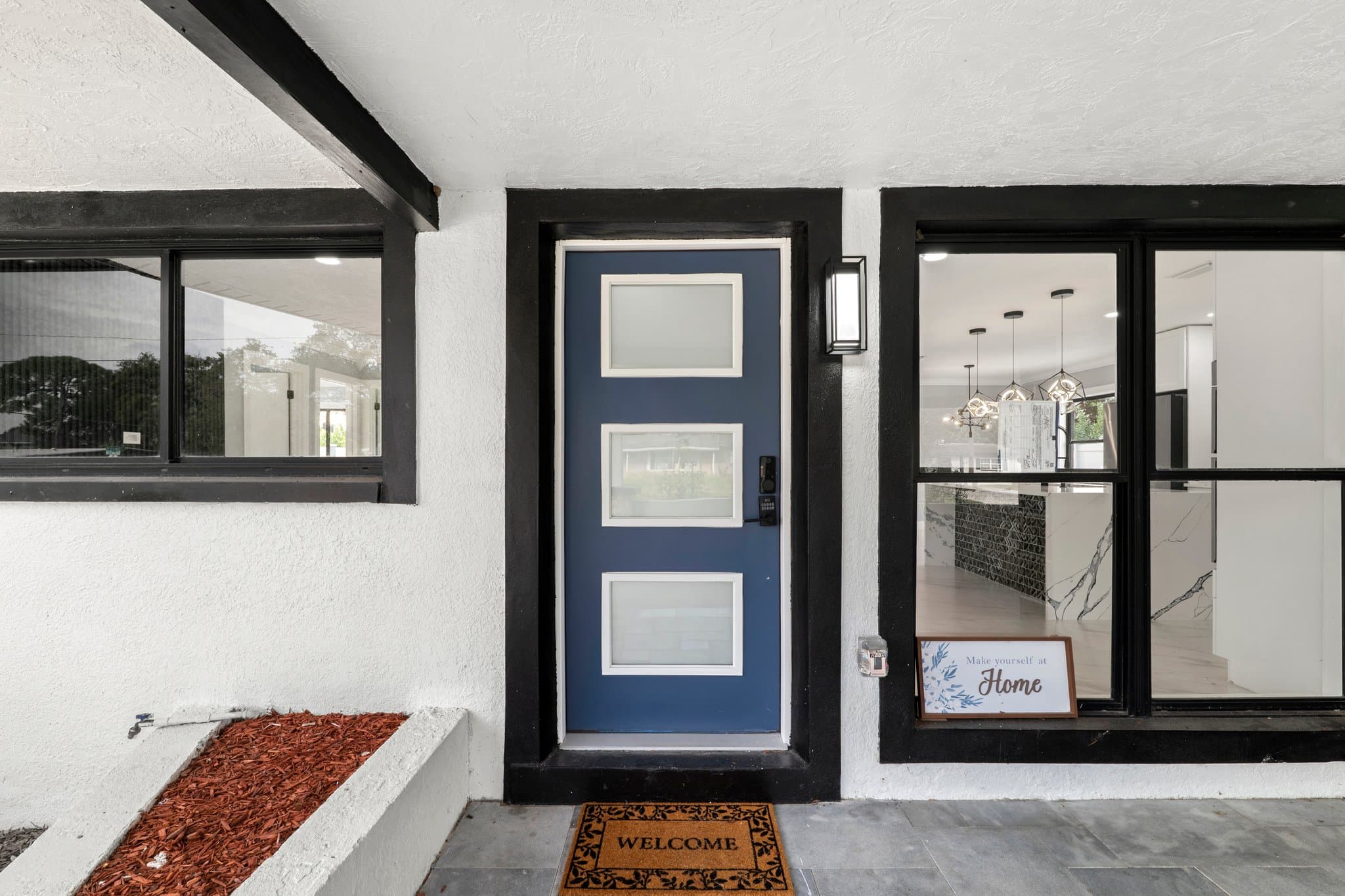 Saint Petersburg House: 4310 Huntington St NE