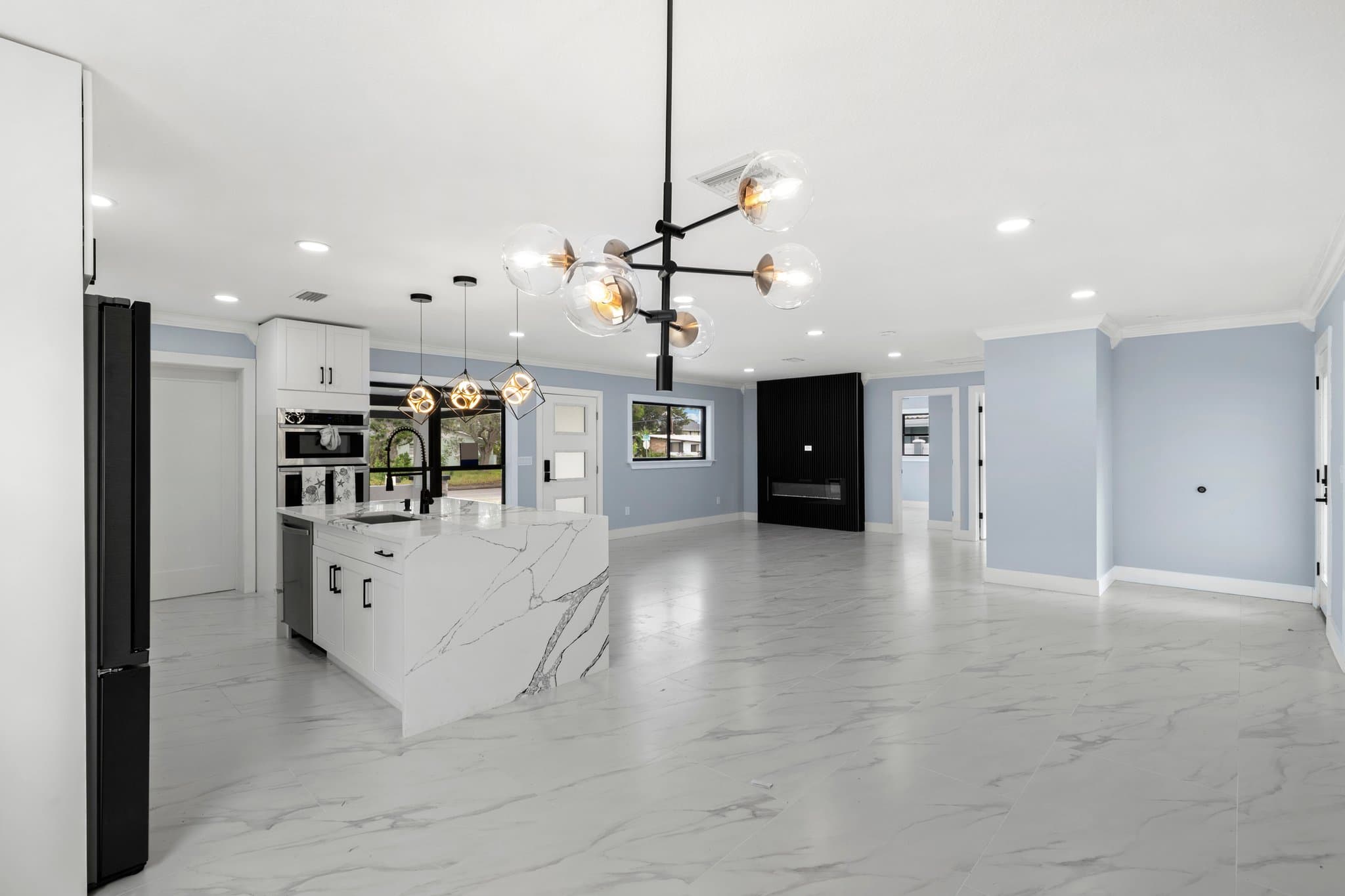 Saint Petersburg House: 4310 Huntington St NE