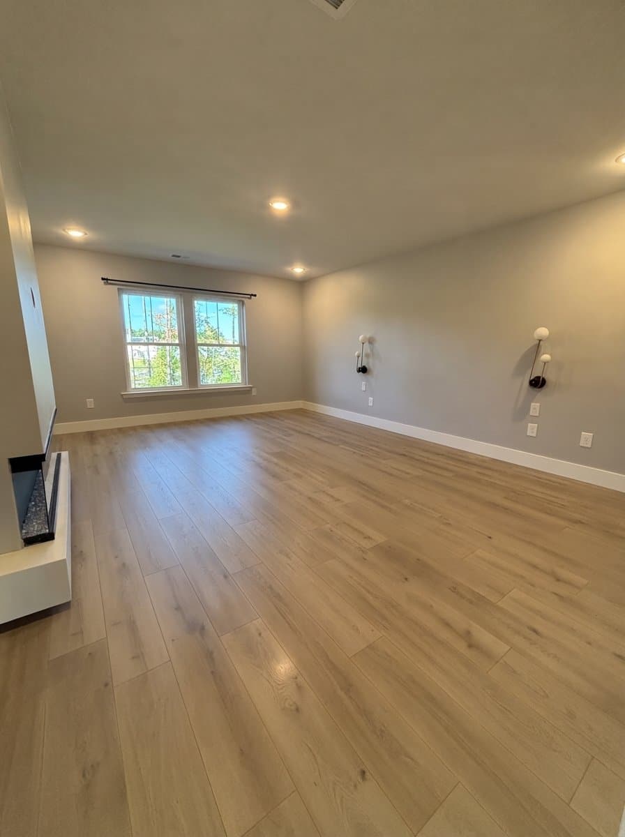 Summerville House: 506 Richfield Way