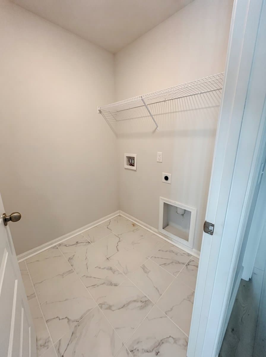 Summerville House: 506 Richfield Way