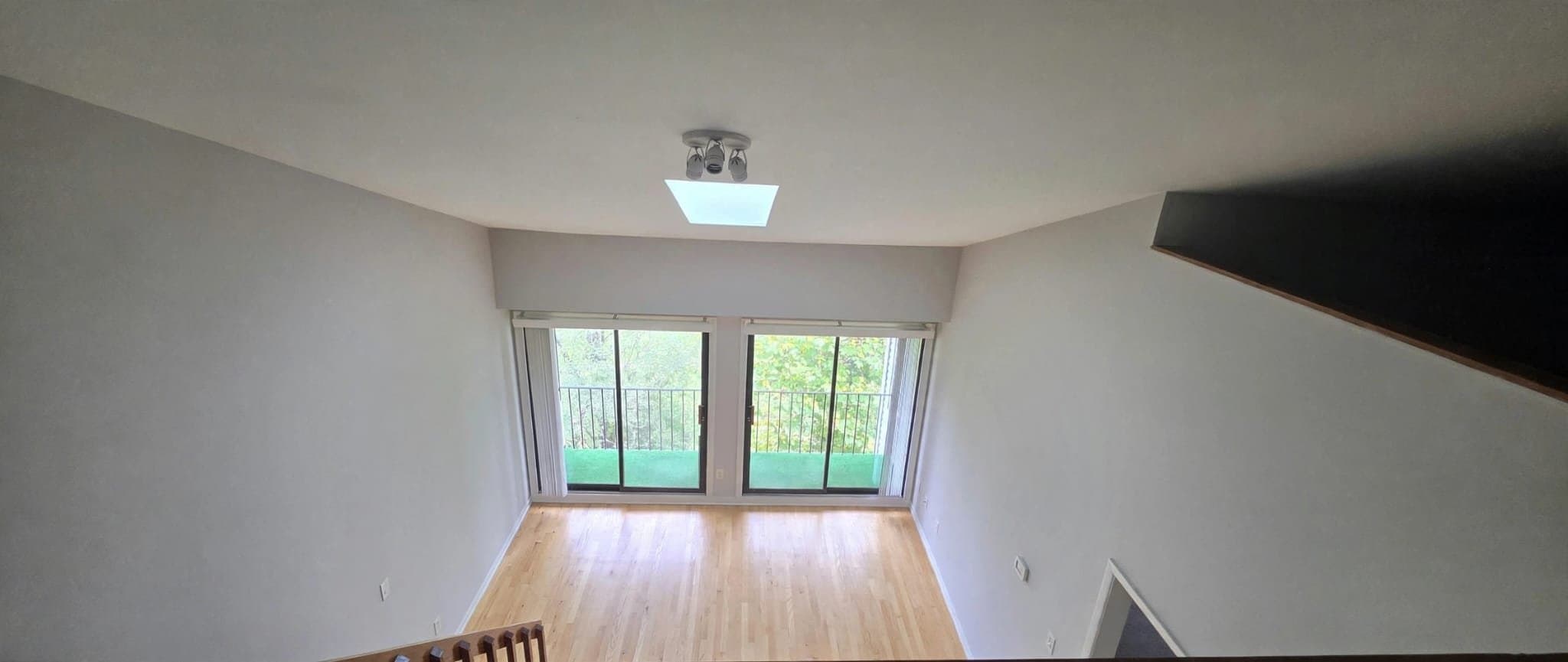 Bridgeport Condo: 20 Amsterdam Ave