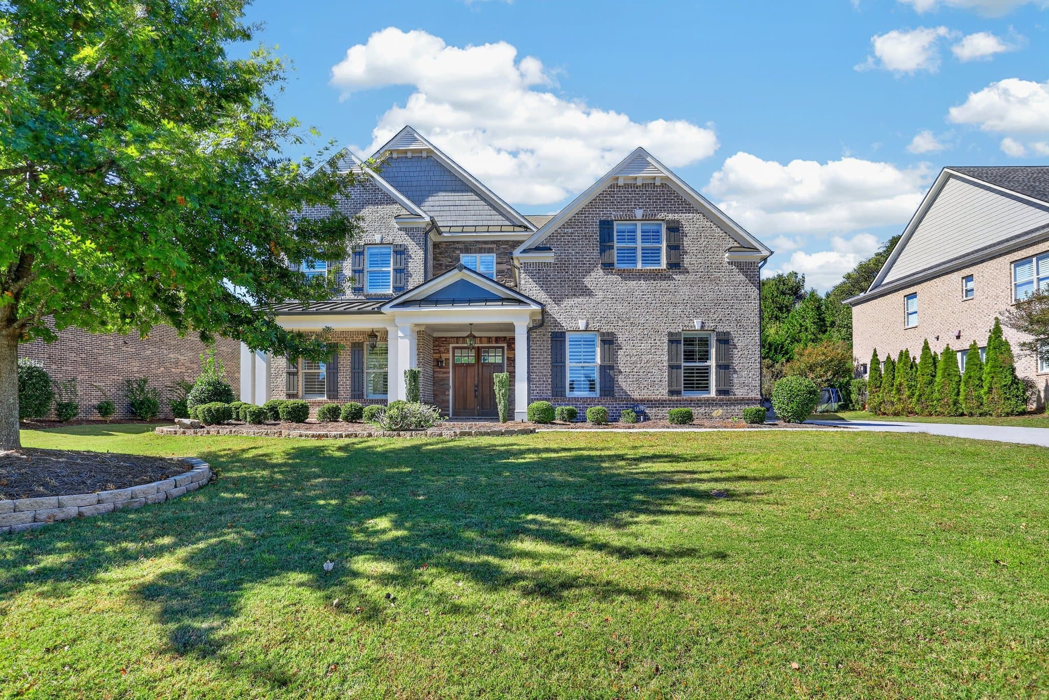 Suwanee House: 5820 Thoroughbred Way